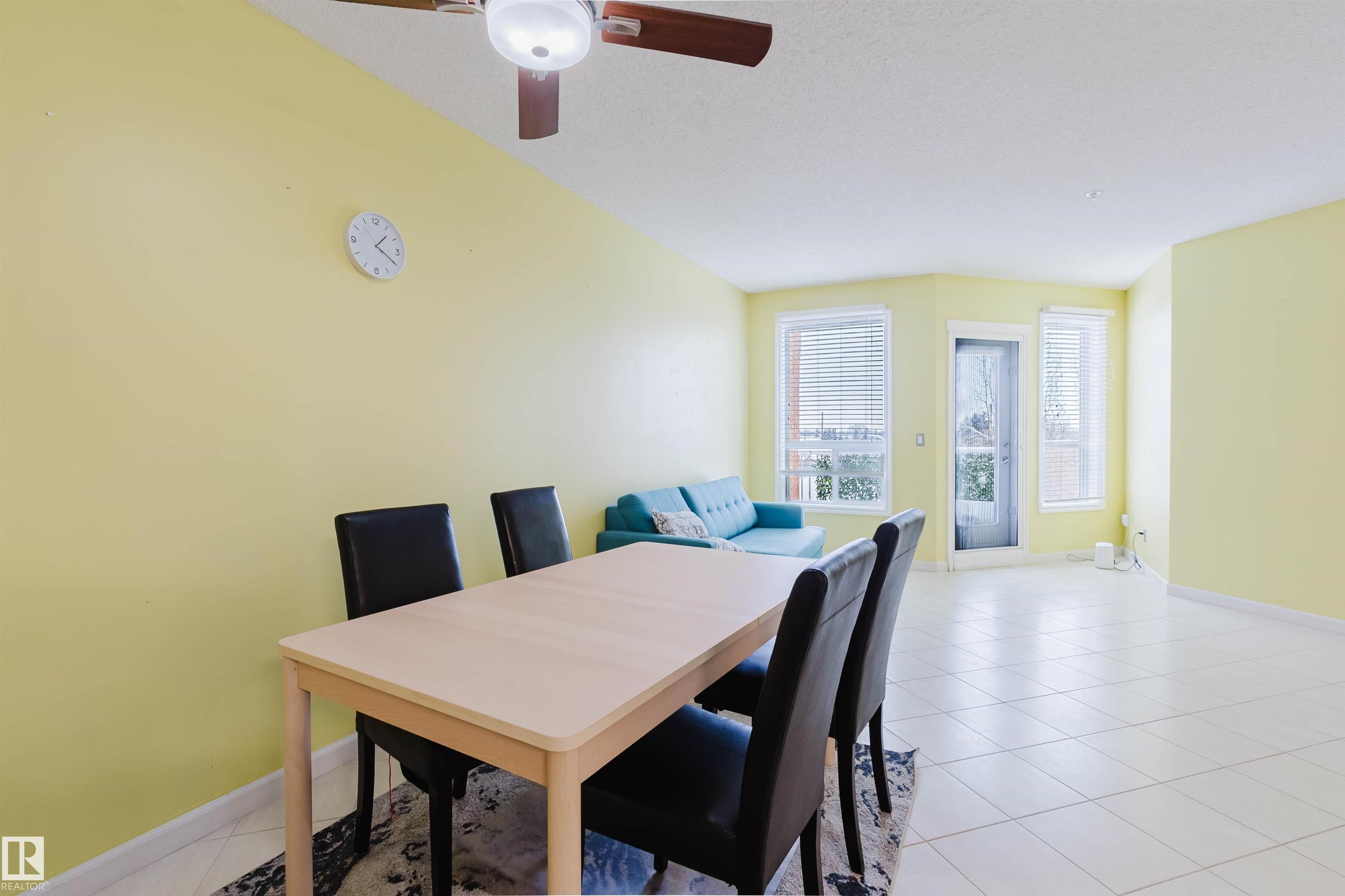 https://zimg.paragon.ice.com/ParagonImages/Property/PM/RAE/225382564/14/0/0/f4e84b860bc9ca6336e6ee214418616b/1/af9afd0a1abaf920db23417700012db7/225382564-edf5ddb3-8e38-4abc-b432-836501f0e2d7.JPG