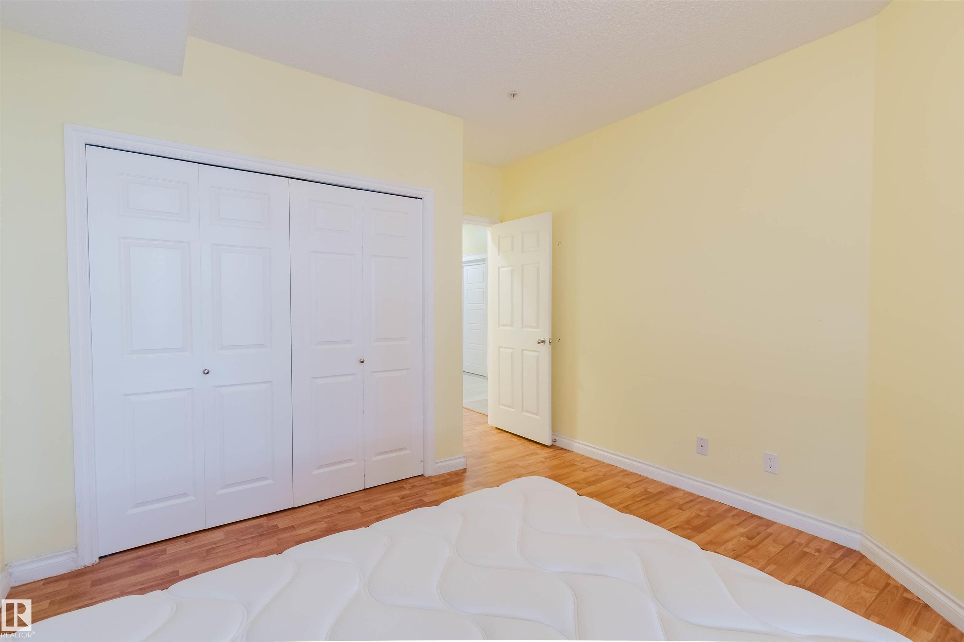 https://zimg.paragon.ice.com/ParagonImages/Property/PM/RAE/225382564/21/0/0/8f55f319aade418bd089dca11cc5d0db/1/af9afd0a1abaf920db23417700012db7/225382564-eecd6490-13c0-4e01-a82f-37f0123e7579.JPG