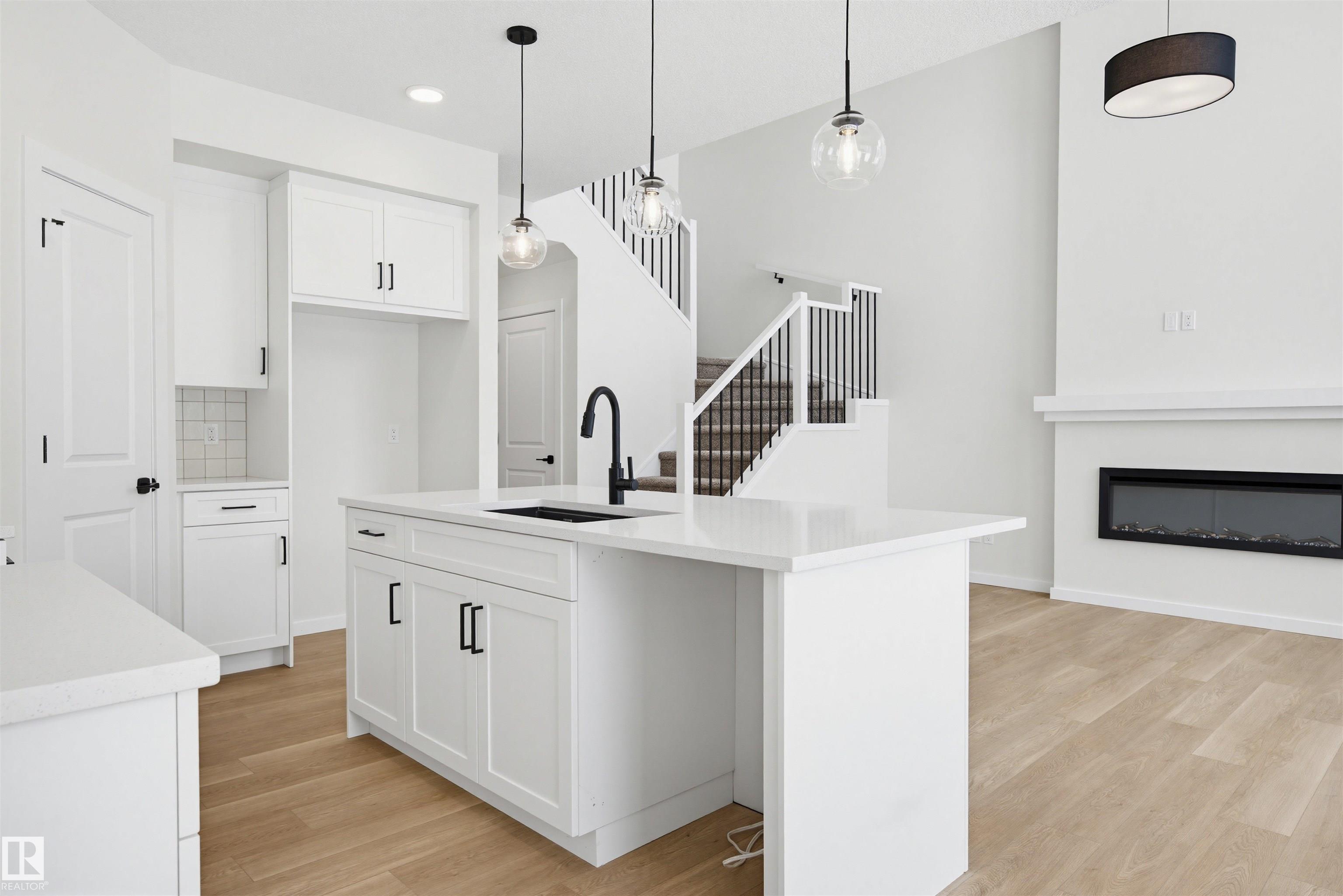 Picture for 2535 211 ST NW