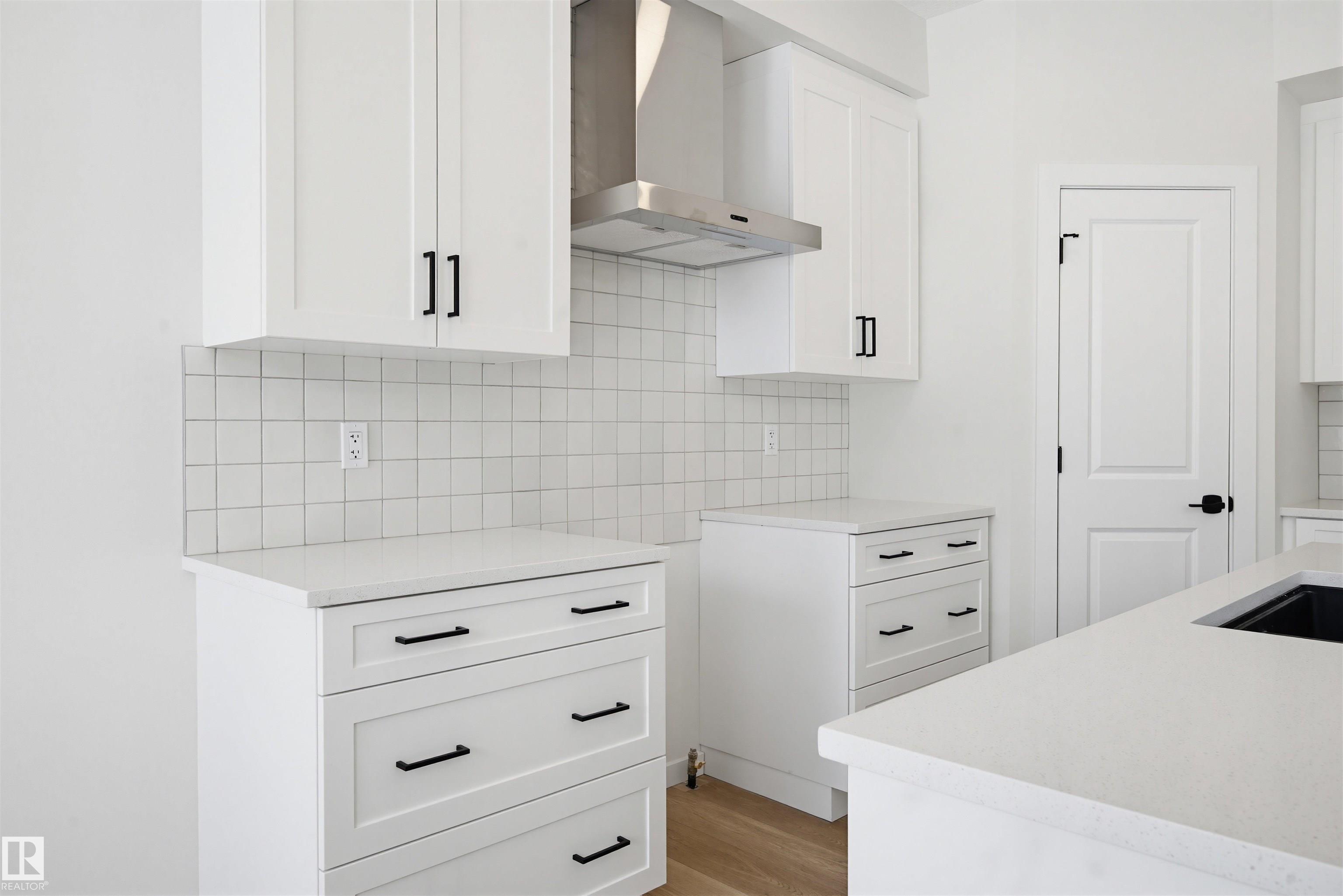 Picture for 2535 211 ST NW