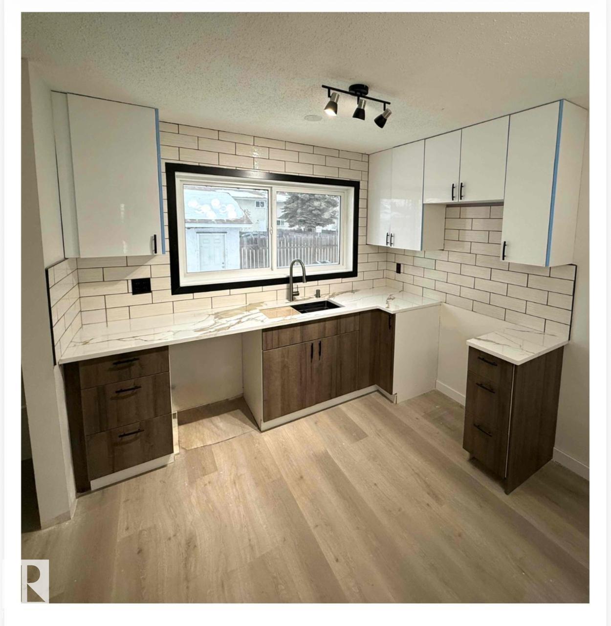 Picture for 11628 151 AV NW NW