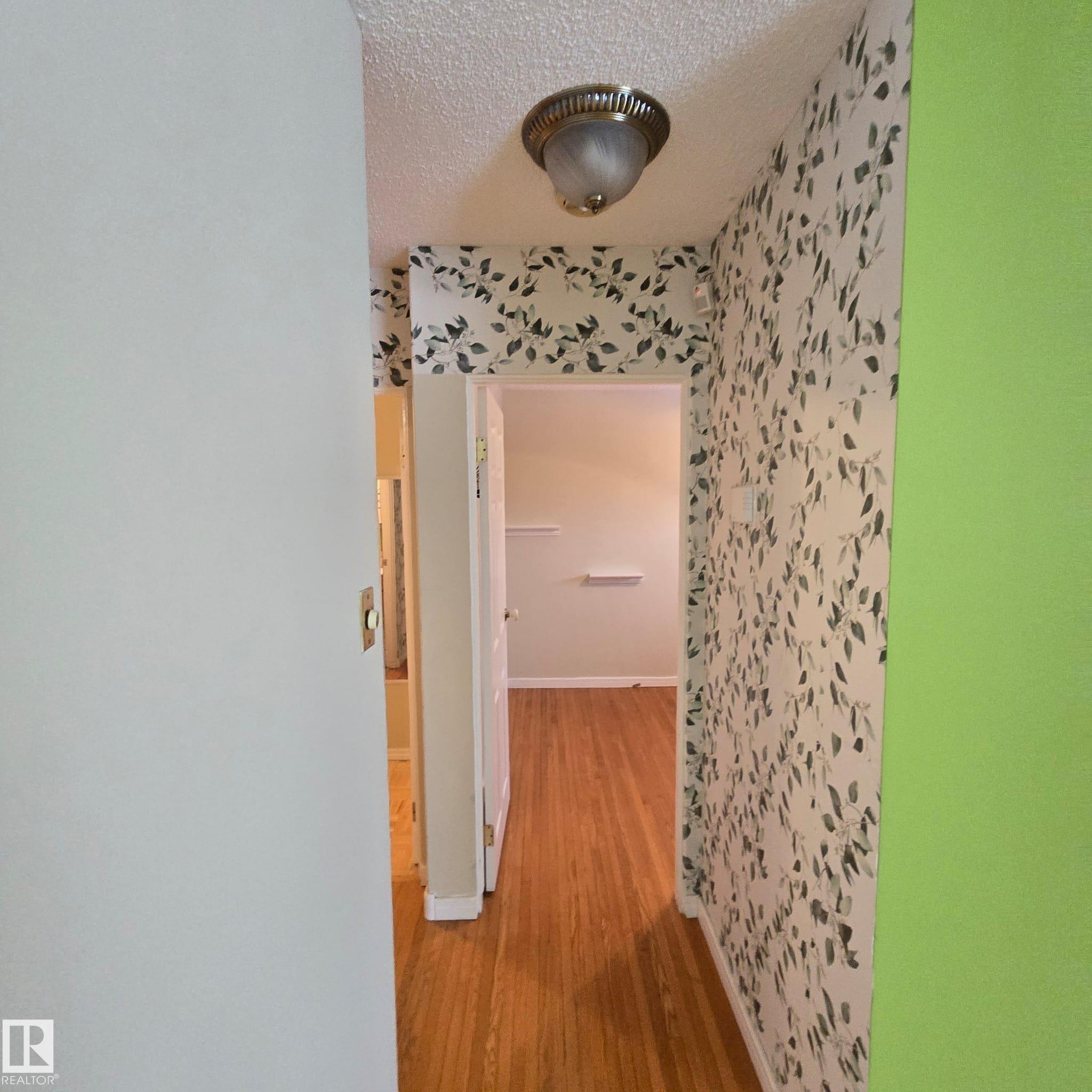 Picture for 10966 158 ST NW