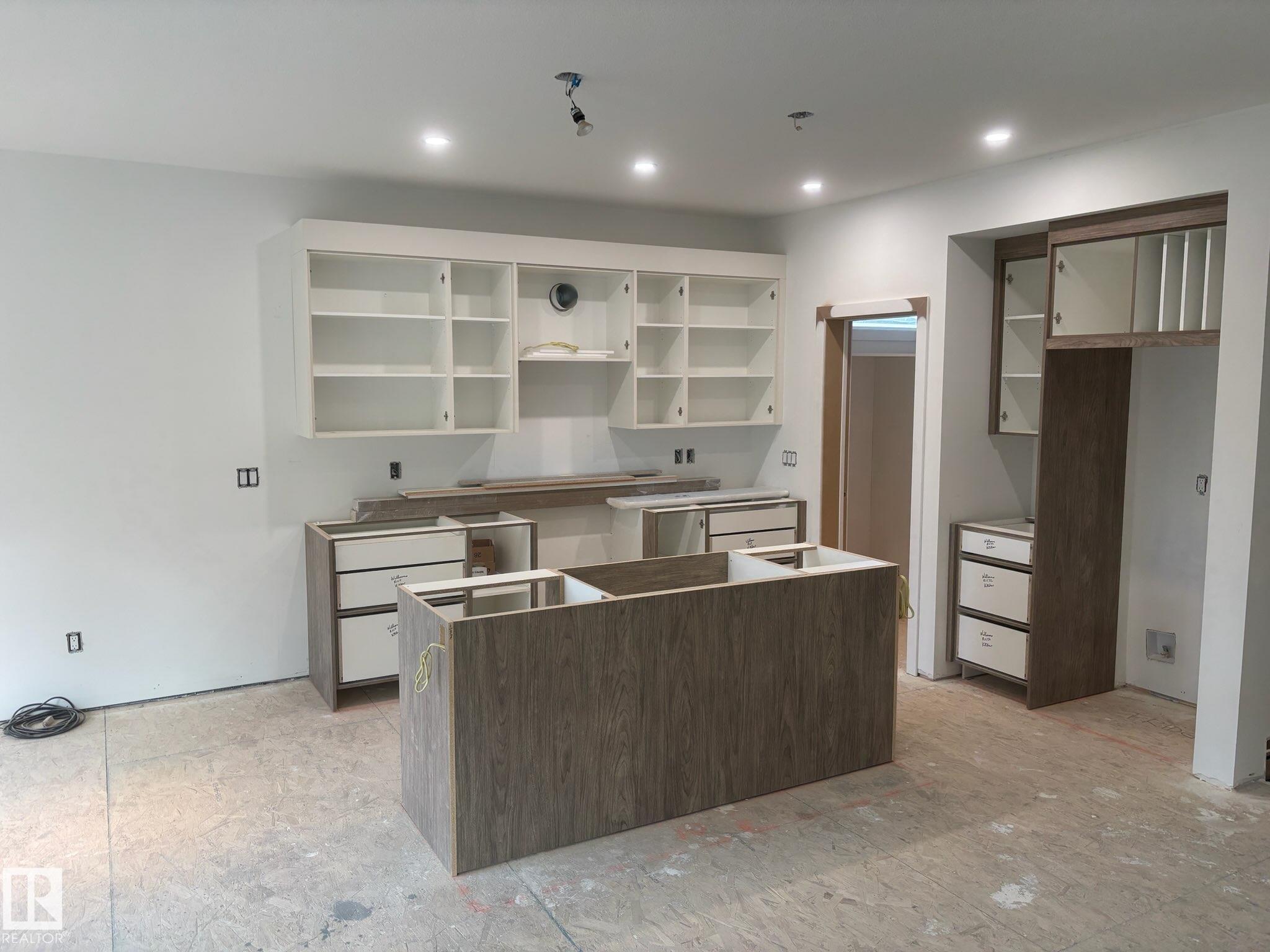Picture for 30 ELSINORE PL NW