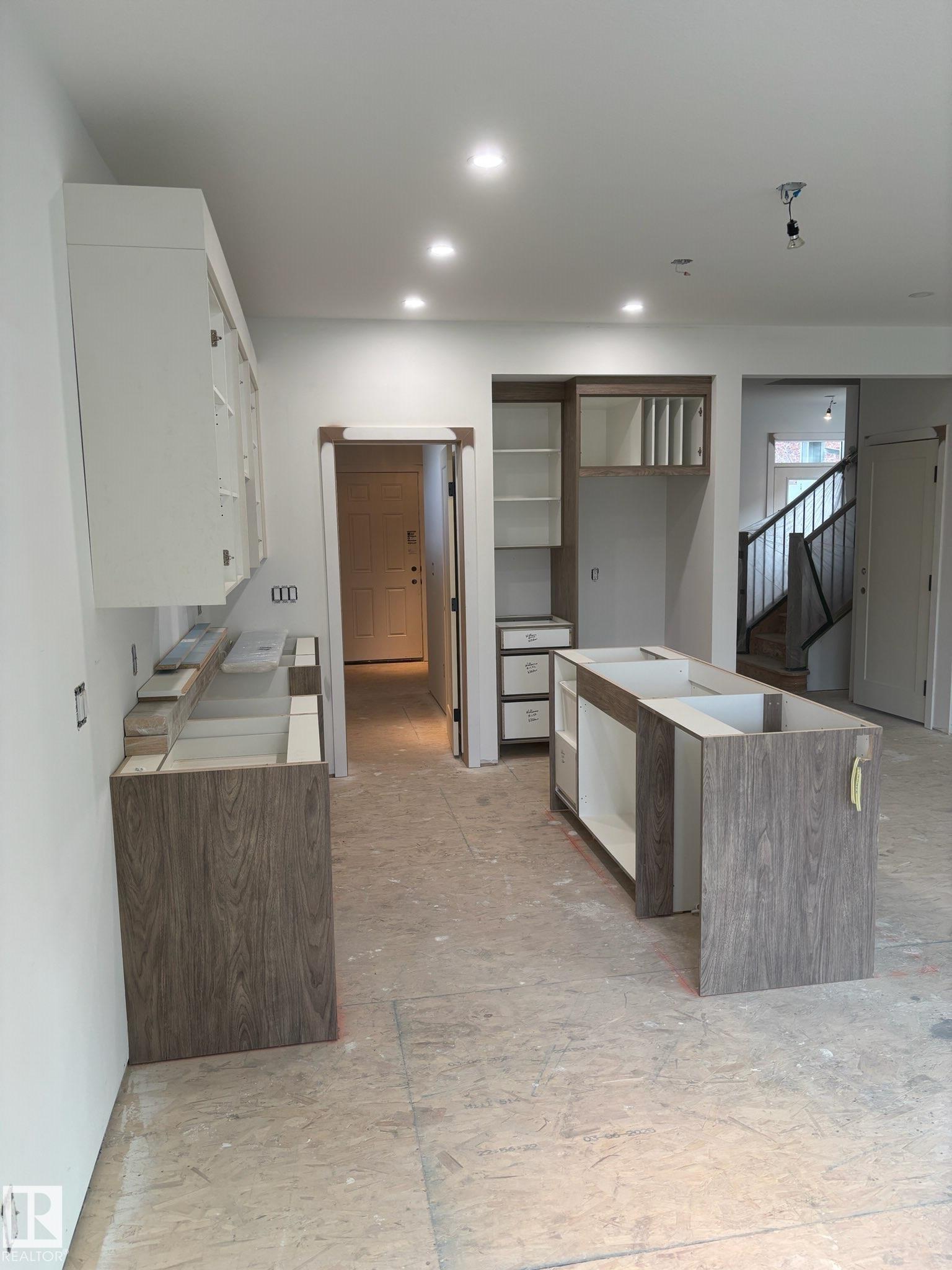 Picture for 30 ELSINORE PL NW