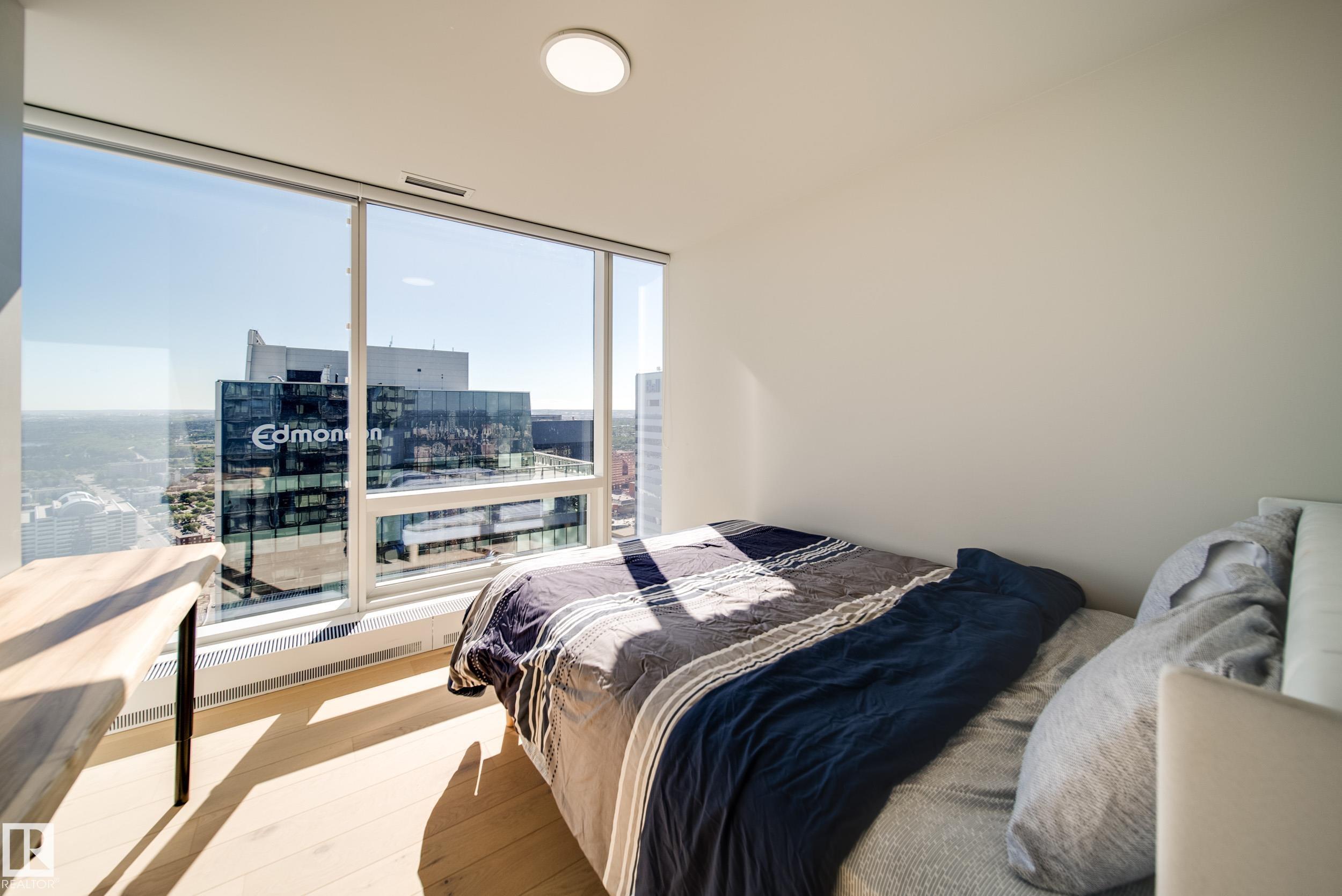 https://zimg.paragon.ice.com/ParagonImages/Property/PM/RAE/225383046/12/0/0/d141caa31b85c65e8577552c04c38d79/1/b61233bdf1b3e86717e7742db2995494/225383046-CAB57DEC-2466-4C23-B5DC-9AEE8439DACC.JPG