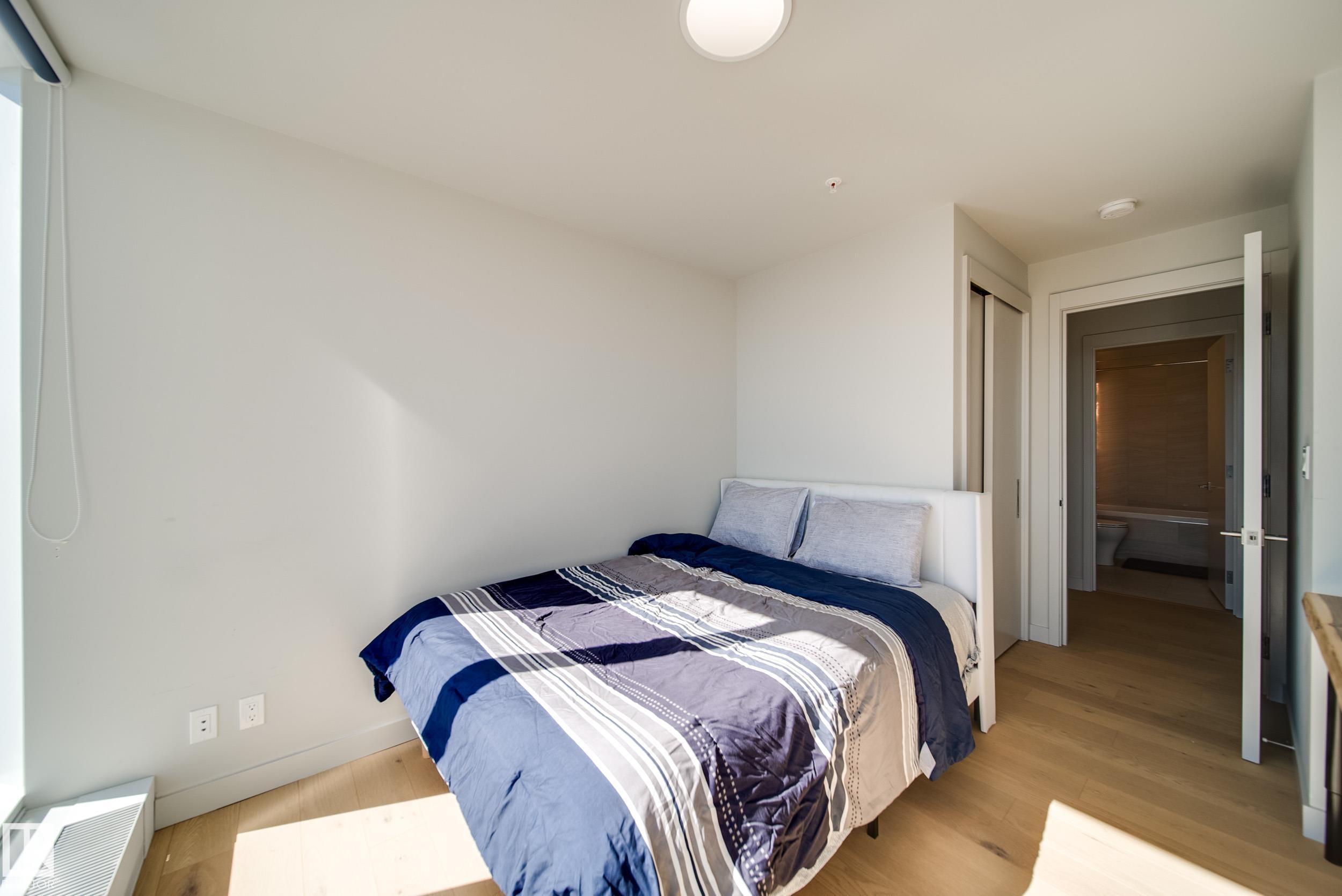https://zimg.paragon.ice.com/ParagonImages/Property/PM/RAE/225383046/13/0/0/c3a1d9a69b957c9fd6cb26f42360bec5/1/b61233bdf1b3e86717e7742db2995494/225383046-F93BDF9A-3D16-4EC7-A1EC-7162B34E3D69.JPG