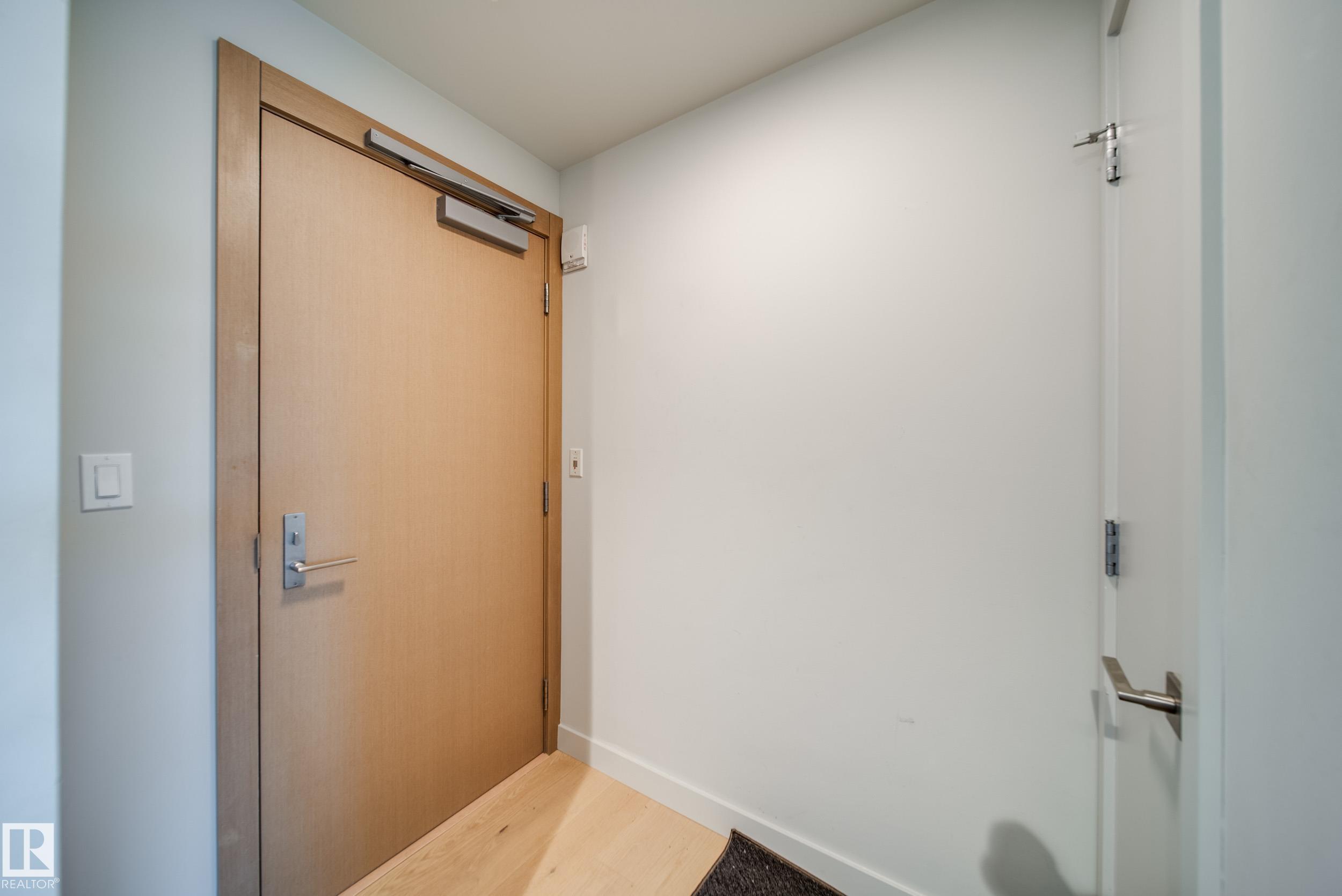 https://zimg.paragon.ice.com/ParagonImages/Property/PM/RAE/225383046/21/0/0/008dfa19bfd5a0d654639e9c2154c8ef/1/b61233bdf1b3e86717e7742db2995494/225383046-3792138B-DAE3-49AE-83AB-6D9672722B27.JPG