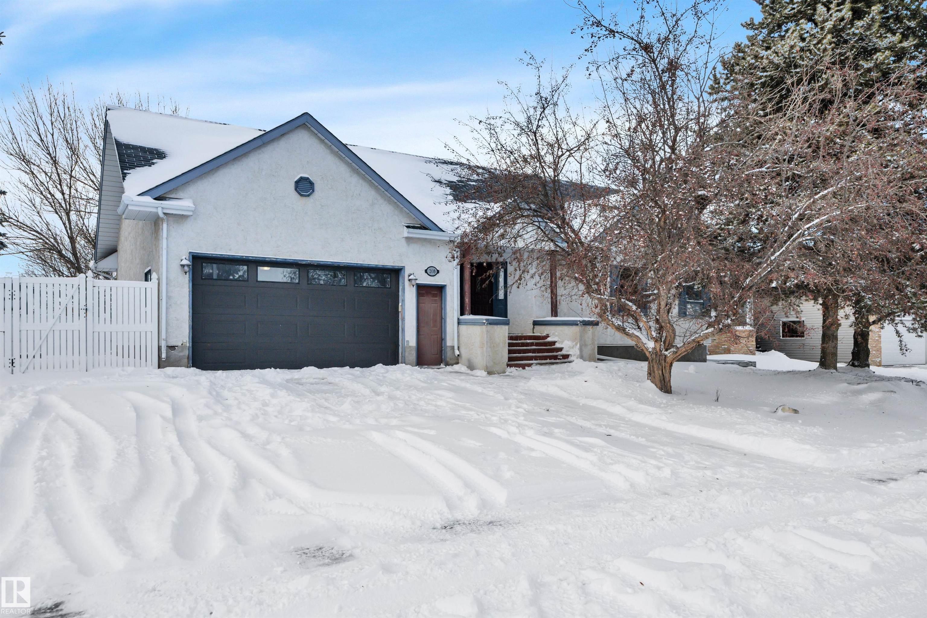 208 PARKALLEN WY, Wetaskiwin - 3 bedroom Detached Single Family for sale