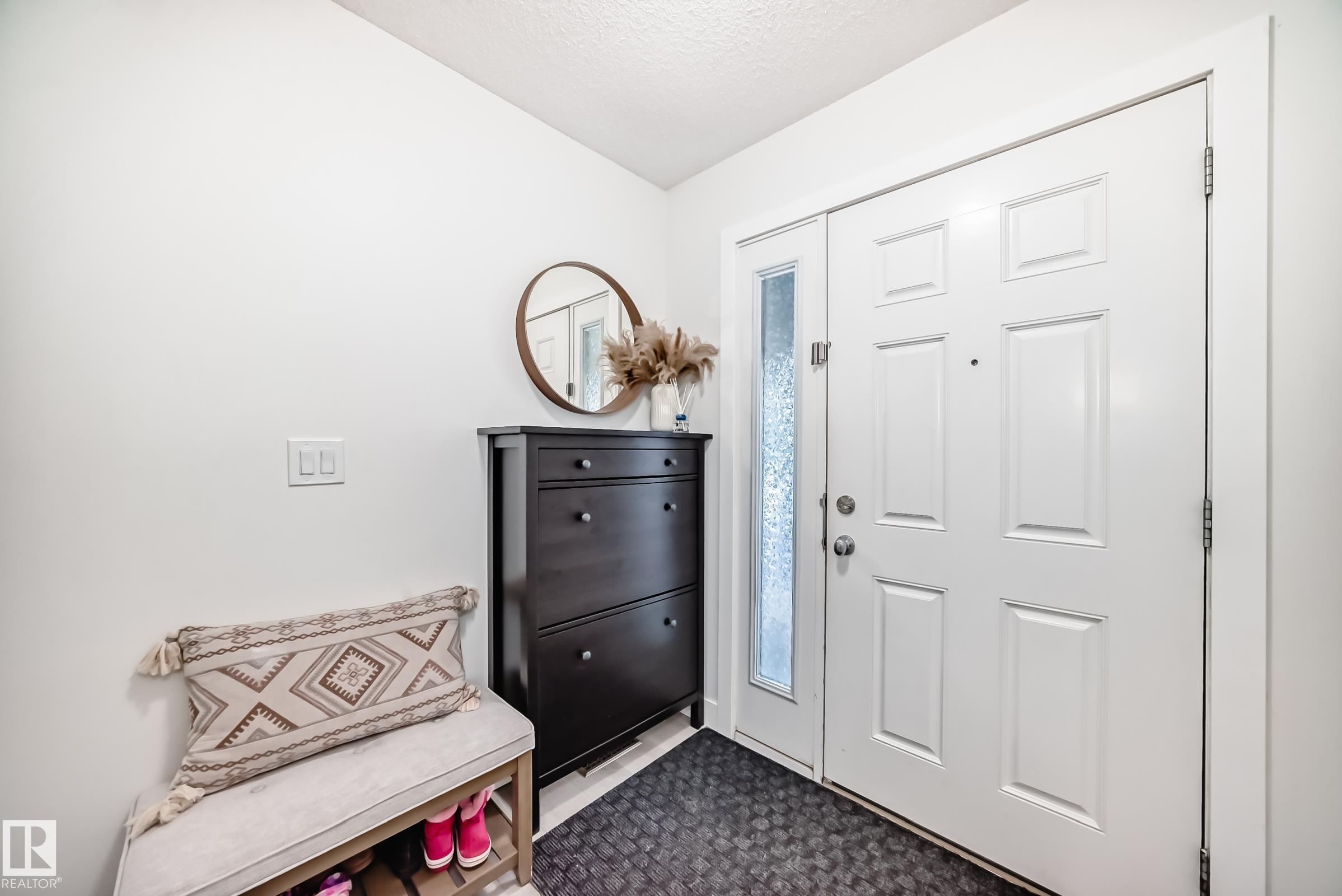 Picture for #47 12050 17 AV SW SW