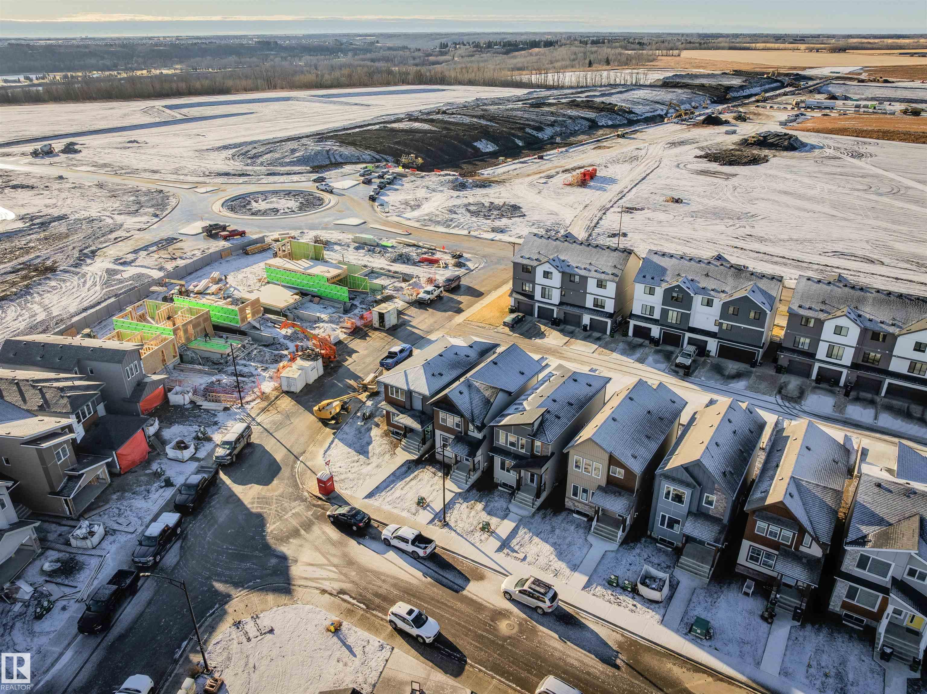 https://zimg.paragon.ice.com/ParagonImages/Property/PM/RAE/225383417/35/0/0/cd1d89fe91f3a173a688b32cfb3b8d5f/1/abd6d6d95c9924a0327c4bb2c1739a29/225383417-41e3df40-b25a-479b-a93e-3e743068c78a.JPG