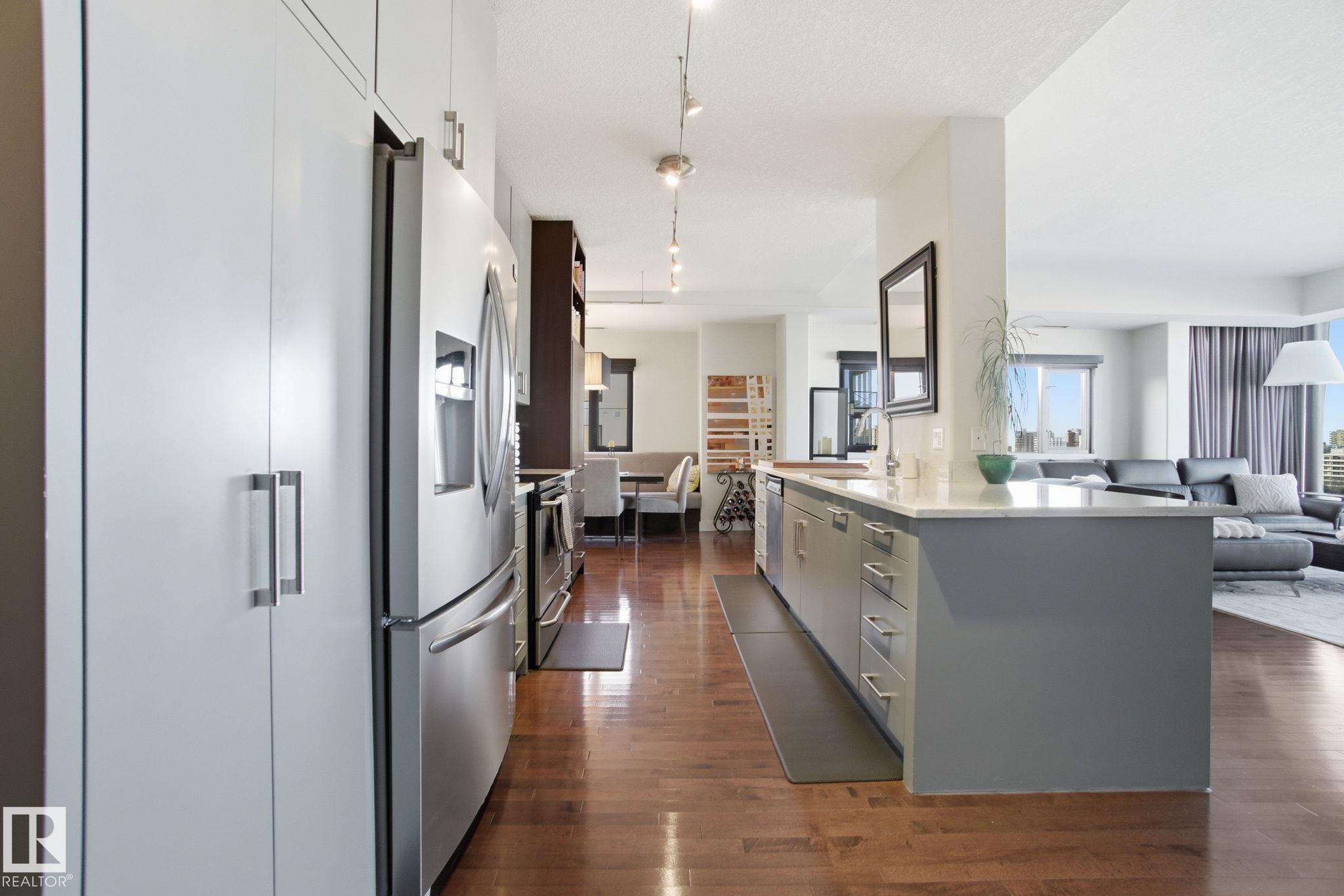 https://zimg.paragon.ice.com/ParagonImages/Property/PM/RAE/225383448/16/0/0/2a5b4196c815b2116ab42d9faa994ebe/1/13c3ad6ceb645d10f0ab906895af46aa/225383448-b5788aff-587b-4705-8612-bf1caca20b7c.JPG