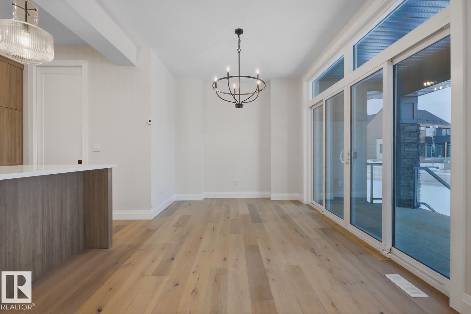https://zimg.paragon.ice.com/ParagonImages/Property/PM/RAE/225383508/15/0/0/af7f86c9cd3f2d345d25d0d654eb3a27/1/7842a62ae7acb7de2ba320d17348d005/225383508-3cd2b8c2-6848-4a1c-b518-be30971cd912.JPG