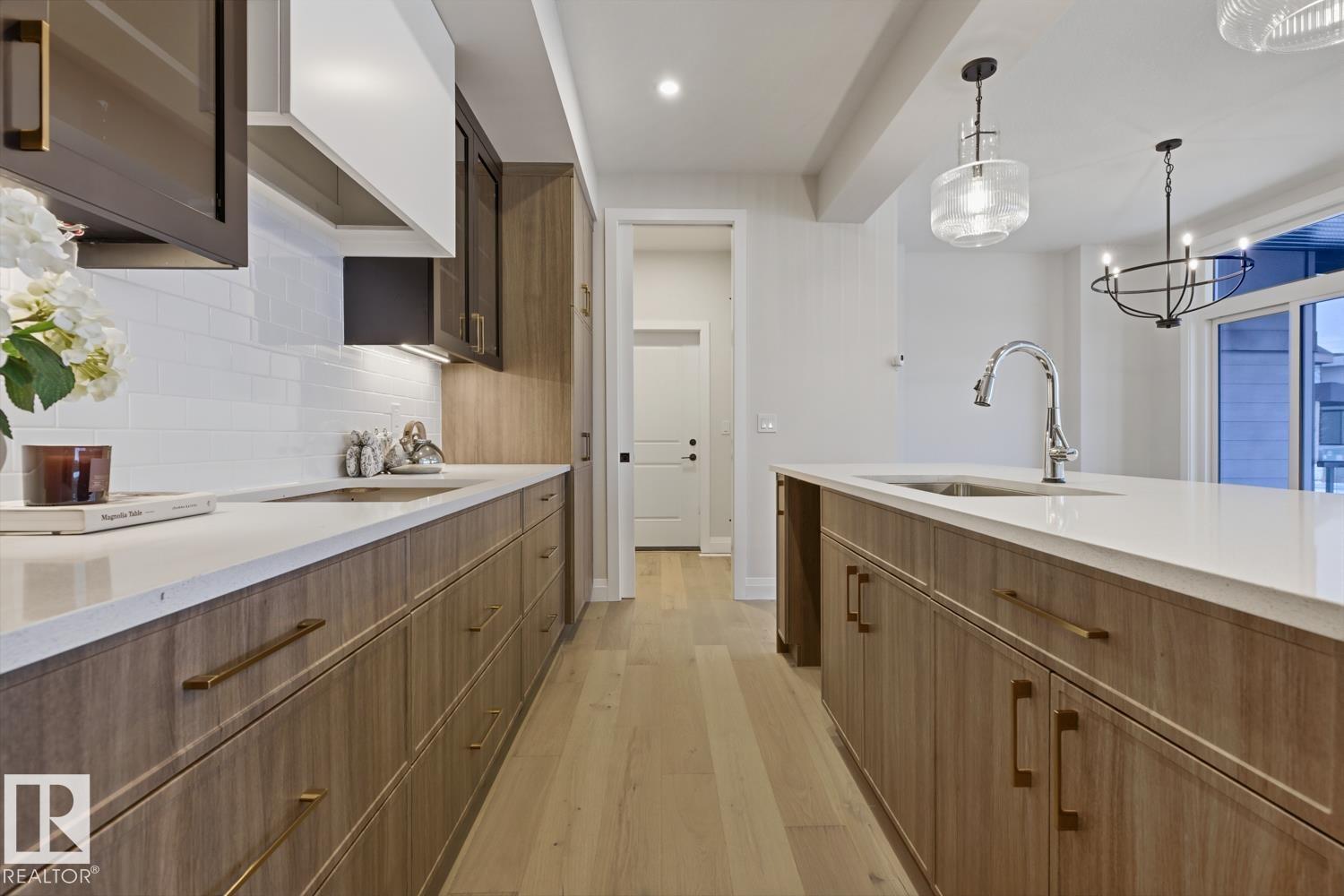 https://zimg.paragon.ice.com/ParagonImages/Property/PM/RAE/225383508/21/0/0/0ac43cc98fdf395ce30a598ff51ad750/1/7842a62ae7acb7de2ba320d17348d005/225383508-1ec83393-8c5b-42b5-a09d-cd8ae50b9a2f.JPG