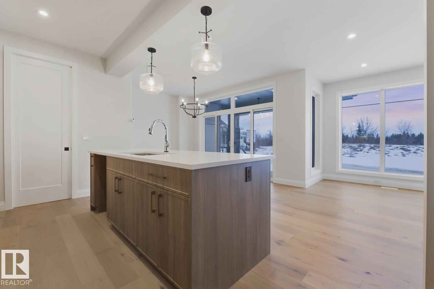 https://zimg.paragon.ice.com/ParagonImages/Property/PM/RAE/225383508/23/0/0/67b545d67aec563d948518ae343f53f6/1/7842a62ae7acb7de2ba320d17348d005/225383508-13df3c9c-bbc2-4a87-9f72-4f2ad2ac1308.JPG