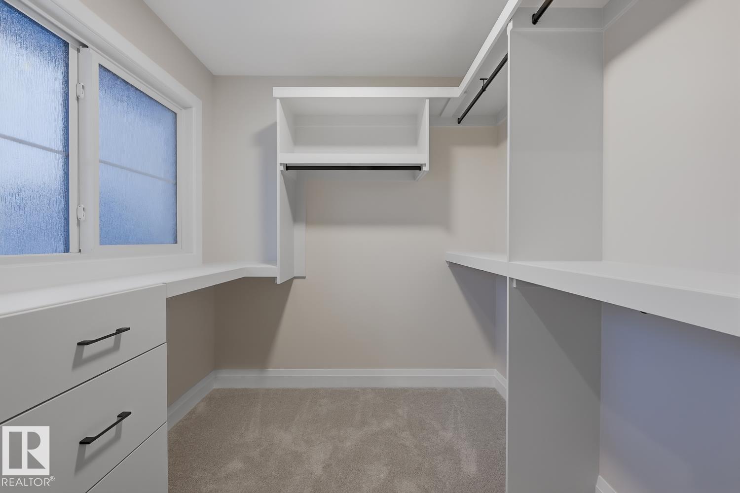 https://zimg.paragon.ice.com/ParagonImages/Property/PM/RAE/225383508/38/0/0/f6f768848f23764936555695750c6c34/1/7842a62ae7acb7de2ba320d17348d005/225383508-f9c2cd26-9fd4-45ee-8704-458c98abdba3.JPG