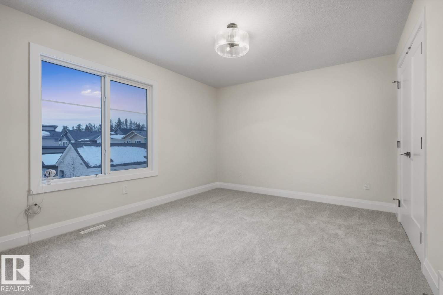 https://zimg.paragon.ice.com/ParagonImages/Property/PM/RAE/225383508/39/0/0/91e0545e35faa258f5e8e0bad16b0e0d/1/7842a62ae7acb7de2ba320d17348d005/225383508-1a126d03-1c8c-414b-a88f-ef8d50c221be.JPG