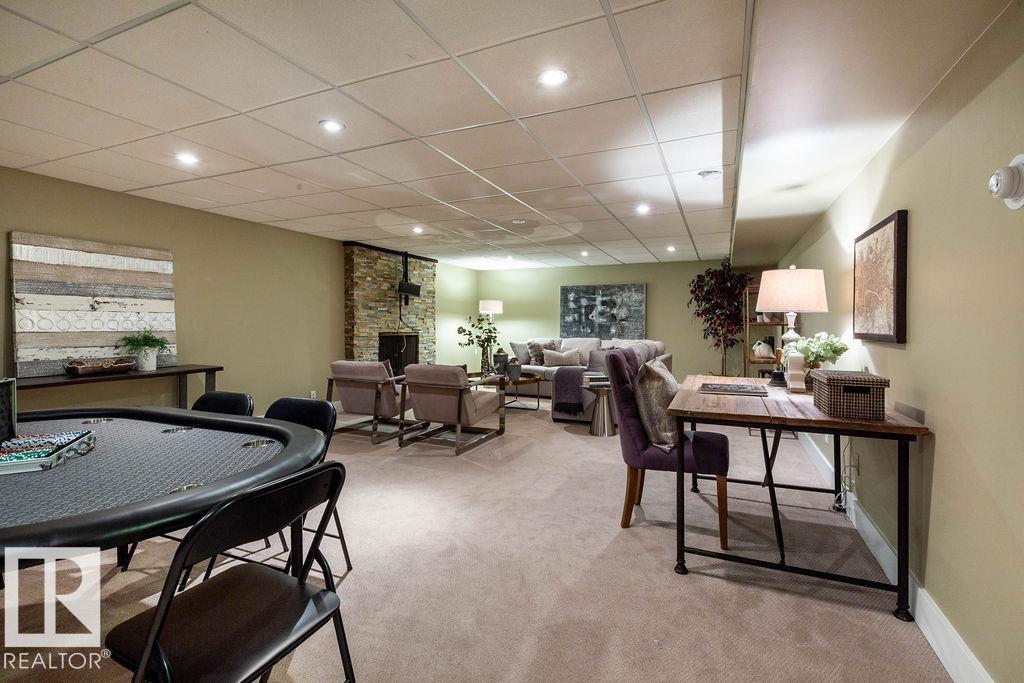 https://zimg.paragon.ice.com/ParagonImages/Property/PM/RAE/225383842/36/0/0/f1fba6ef93ec7172469a51477af0507f/1/a814ff593f0d1b2aea5c7d57b3169b2b/225383842-ad6c22cc-8870-4f4e-aa56-0cf99212c195.JPG