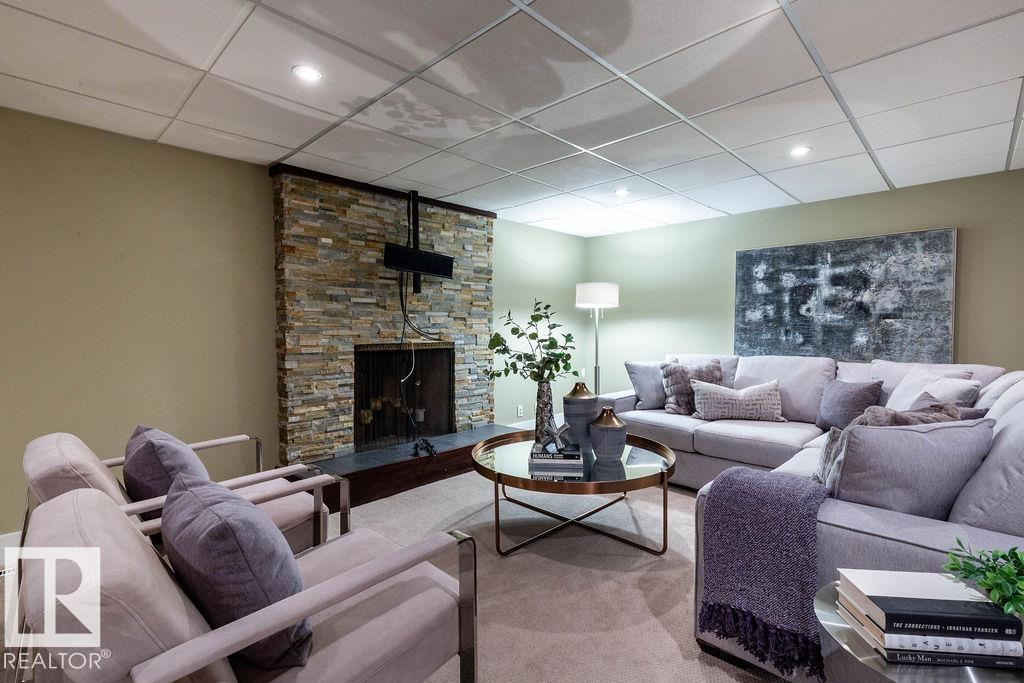 https://zimg.paragon.ice.com/ParagonImages/Property/PM/RAE/225383842/38/0/0/e7bacc6bd61aa776cdb8c40931d786f2/1/a814ff593f0d1b2aea5c7d57b3169b2b/225383842-68a6ff05-b8f4-4edd-a80b-39b548fc3ee4.JPG