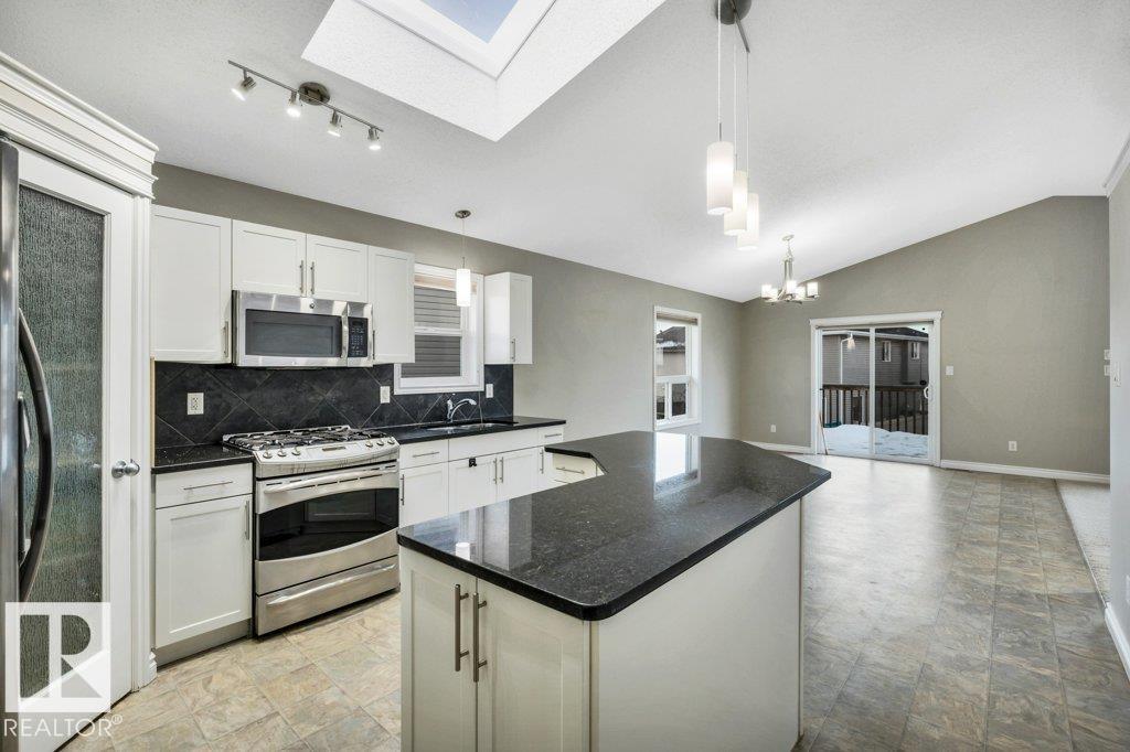 Picture for 708 60 ST SW