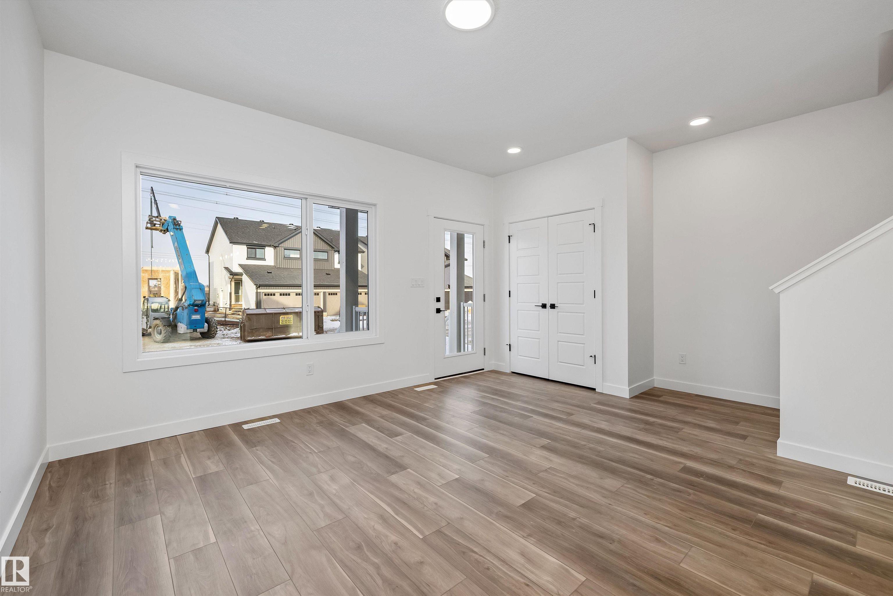 https://zimg.paragon.ice.com/ParagonImages/Property/PM/RAE/225383970/6/0/0/d59730210109bcd2387715a7dc99ed99/1/cef79b0d5b2fdc0bd2d47202ef79d2a1/225383970-627858fd-2b08-4535-92db-56806aff0c53.JPG