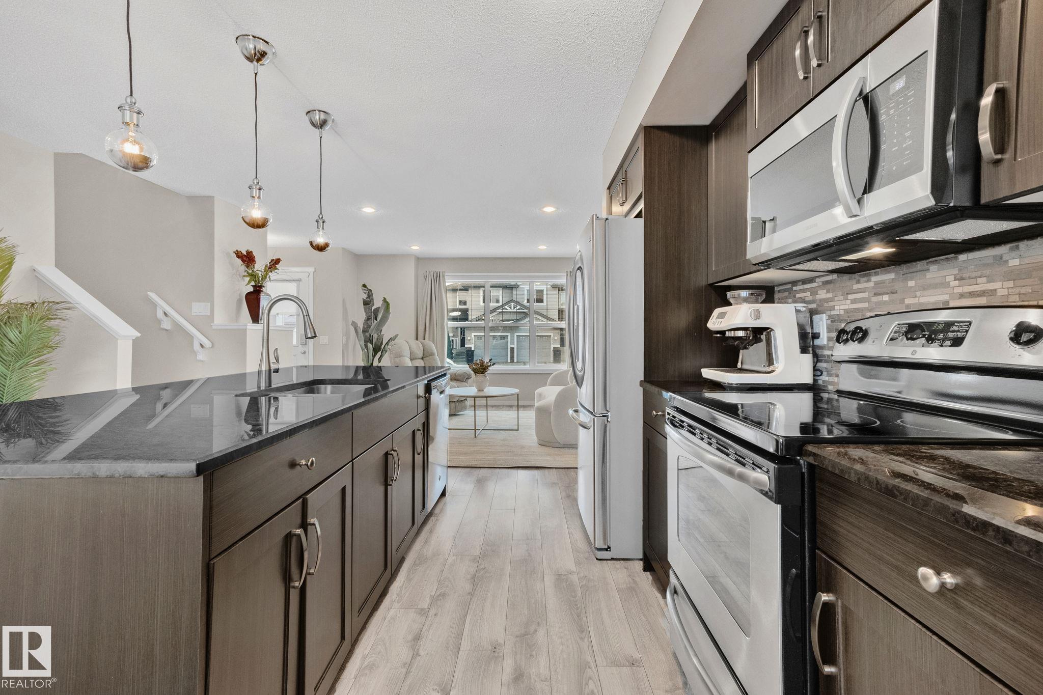 Photo 7 at 2830 18a Avenue NW, Laurel, Edmonton