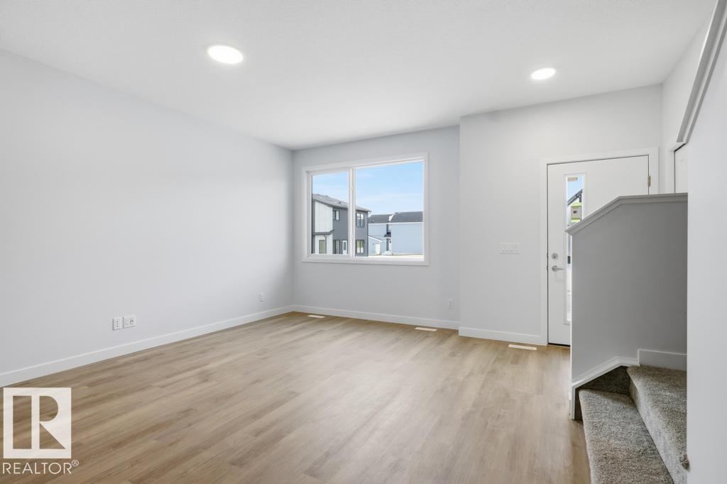 9115 Elves Loop NW, Edgemont, Edmonton