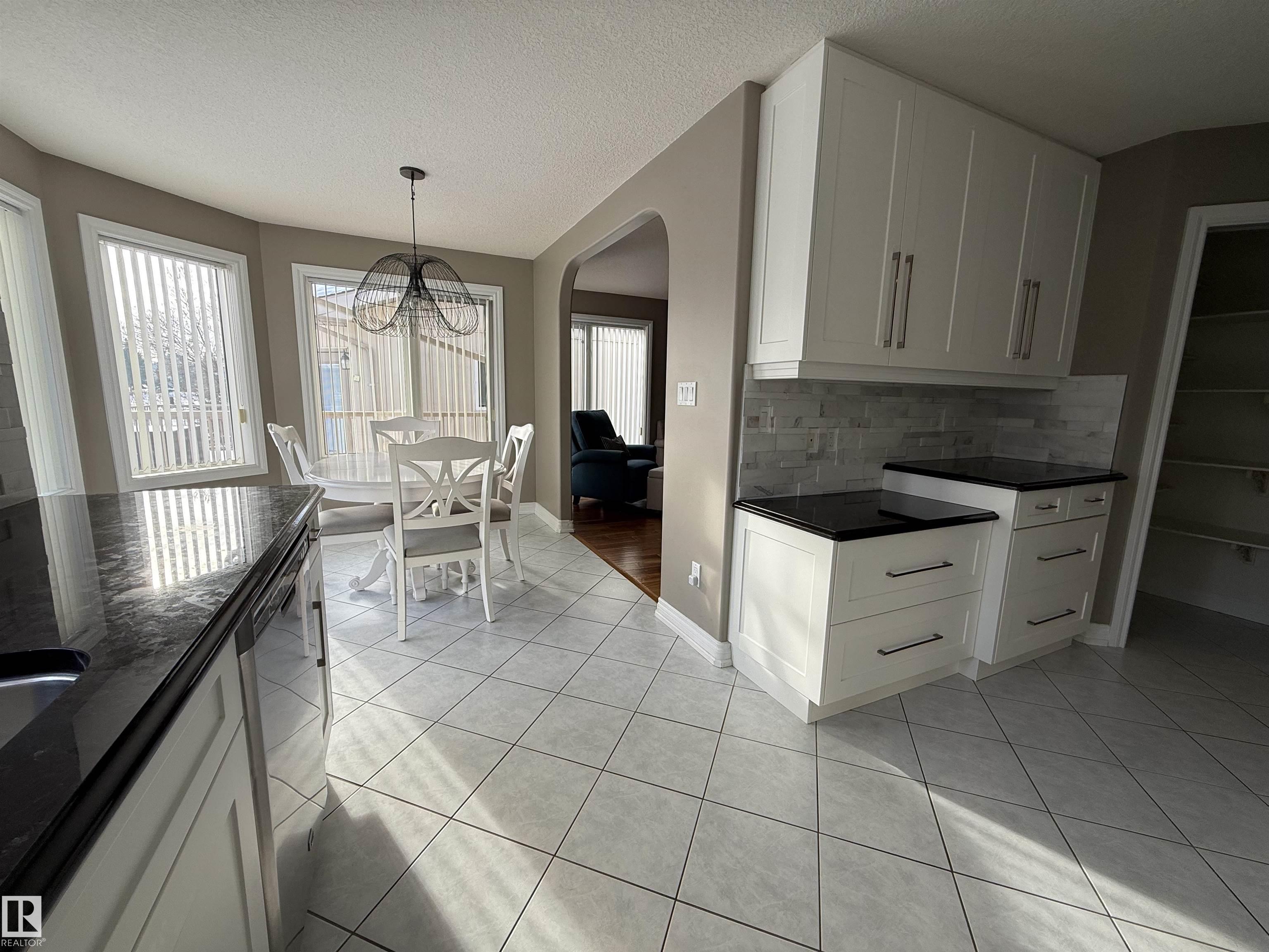 Photo 10 at 17 925 Picard Drive NW, Potter Greens, Edmonton