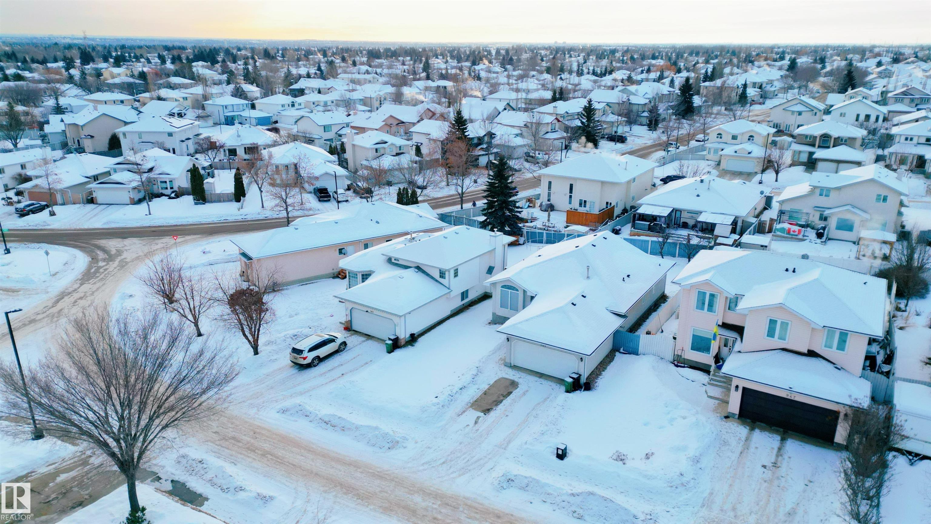 Photo 52 at 948 Ormsby Wynd NW, Ormsby Place, Edmonton