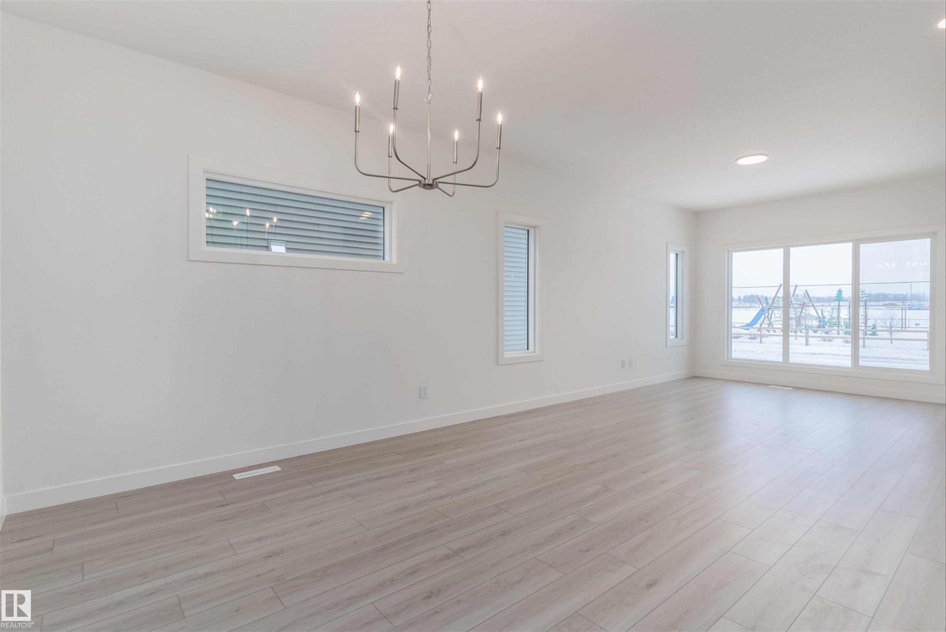 Photo 7 at 1250 Mcleod Avenue, Easton, Spruce Grove