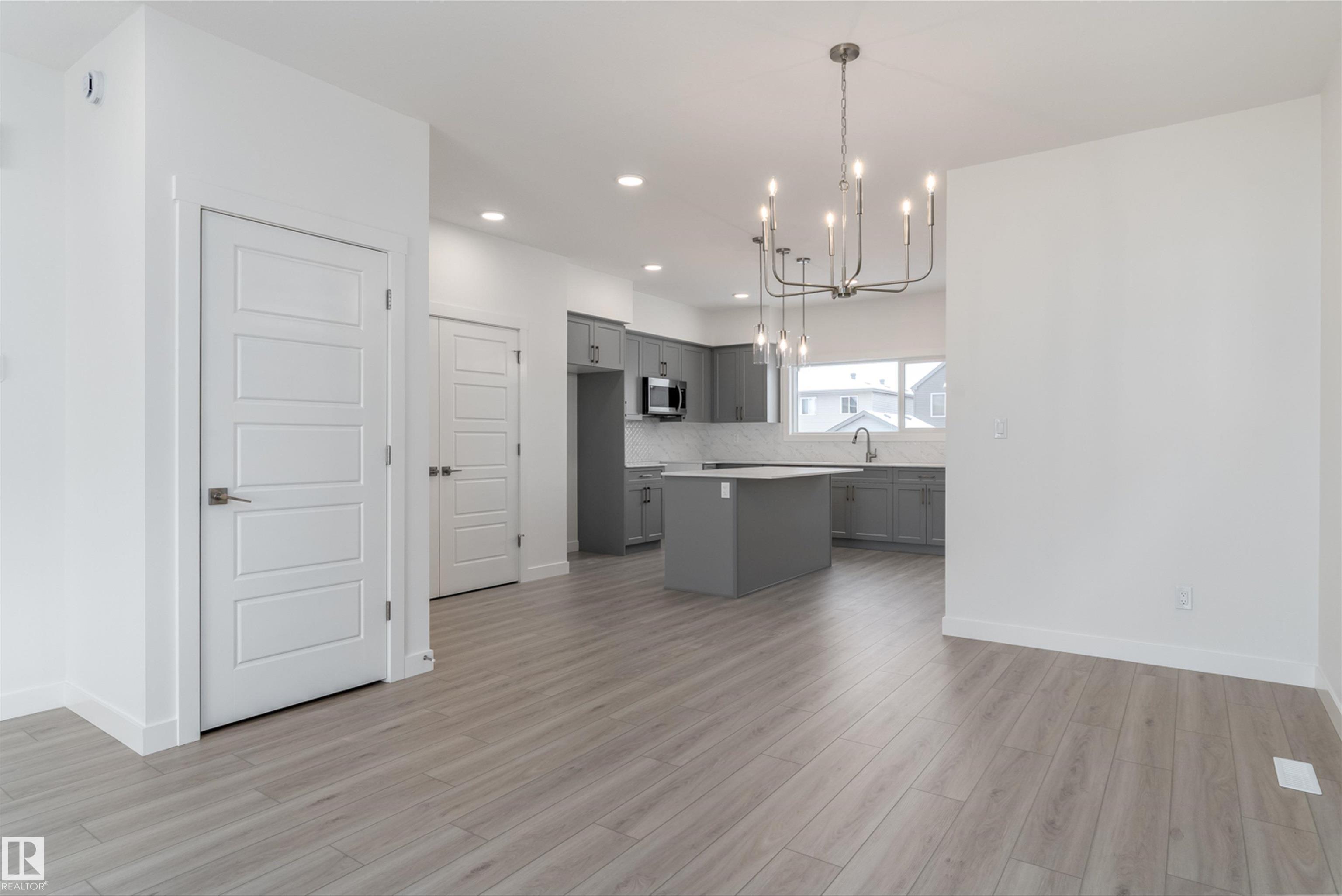 Photo 9 at 1250 Mcleod Avenue, Easton, Spruce Grove