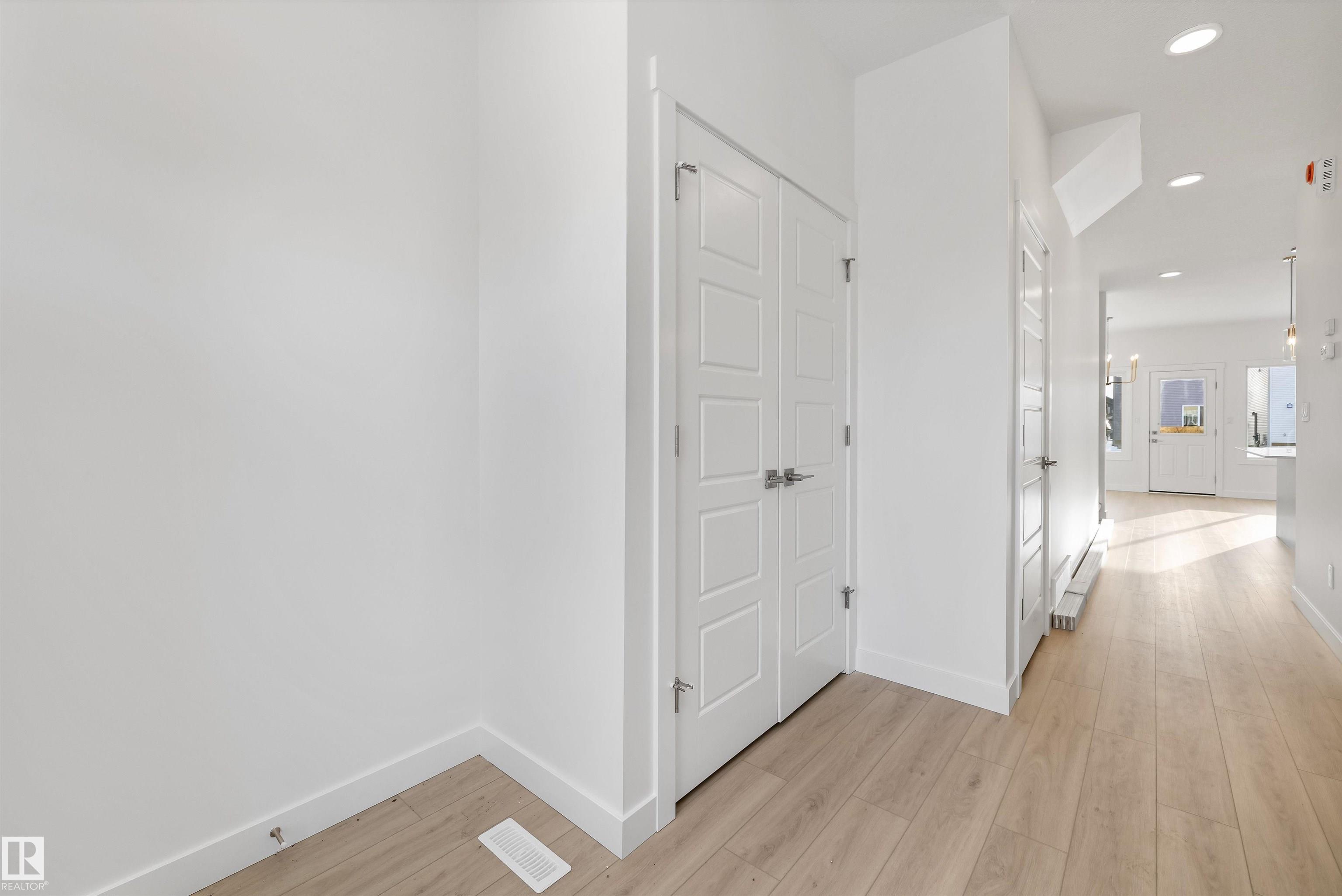 18851 29 Avenue NW, The Uplands, Edmonton