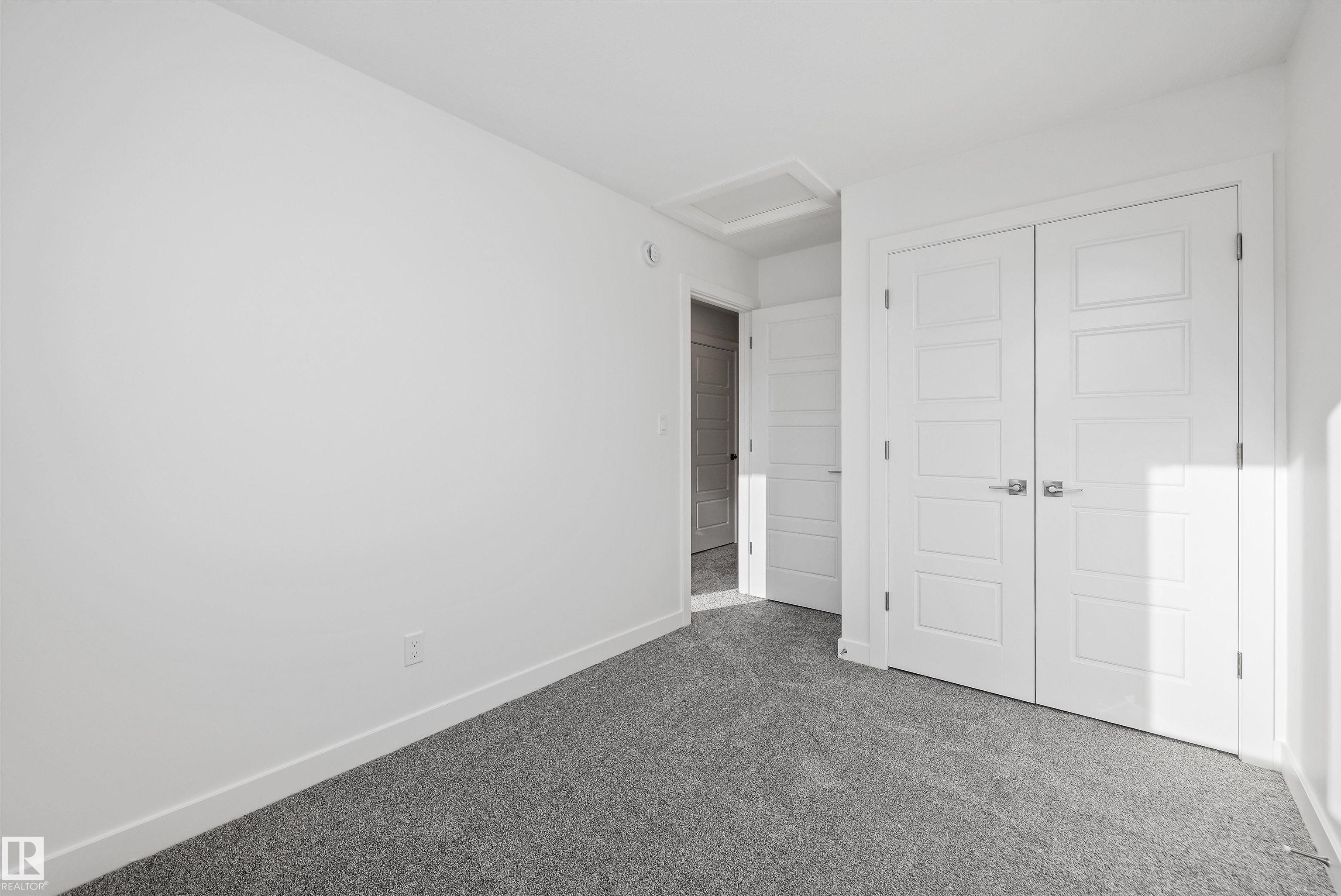 https://zimg.paragon.ice.com/ParagonImages/Property/PM/RAE/225384079/30/0/0/0e514de7659a143f946019d898da15a4/1/02ce8ccb89143866be5a1d778ee9b900/225384079-228f96f1-fdb1-4db2-8853-530dc5221fe6.JPG