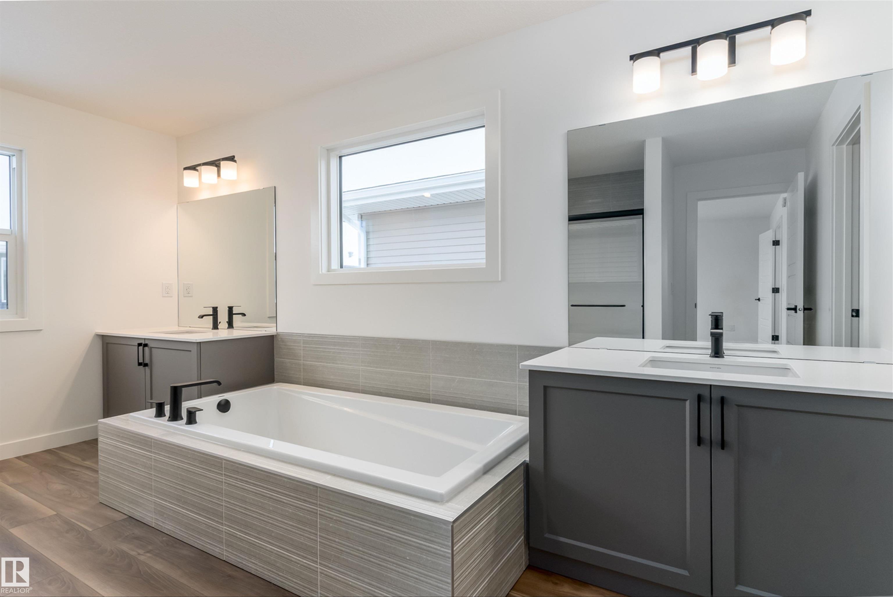 Photo 34 at 1 Empress Way, Easton, Spruce Grove