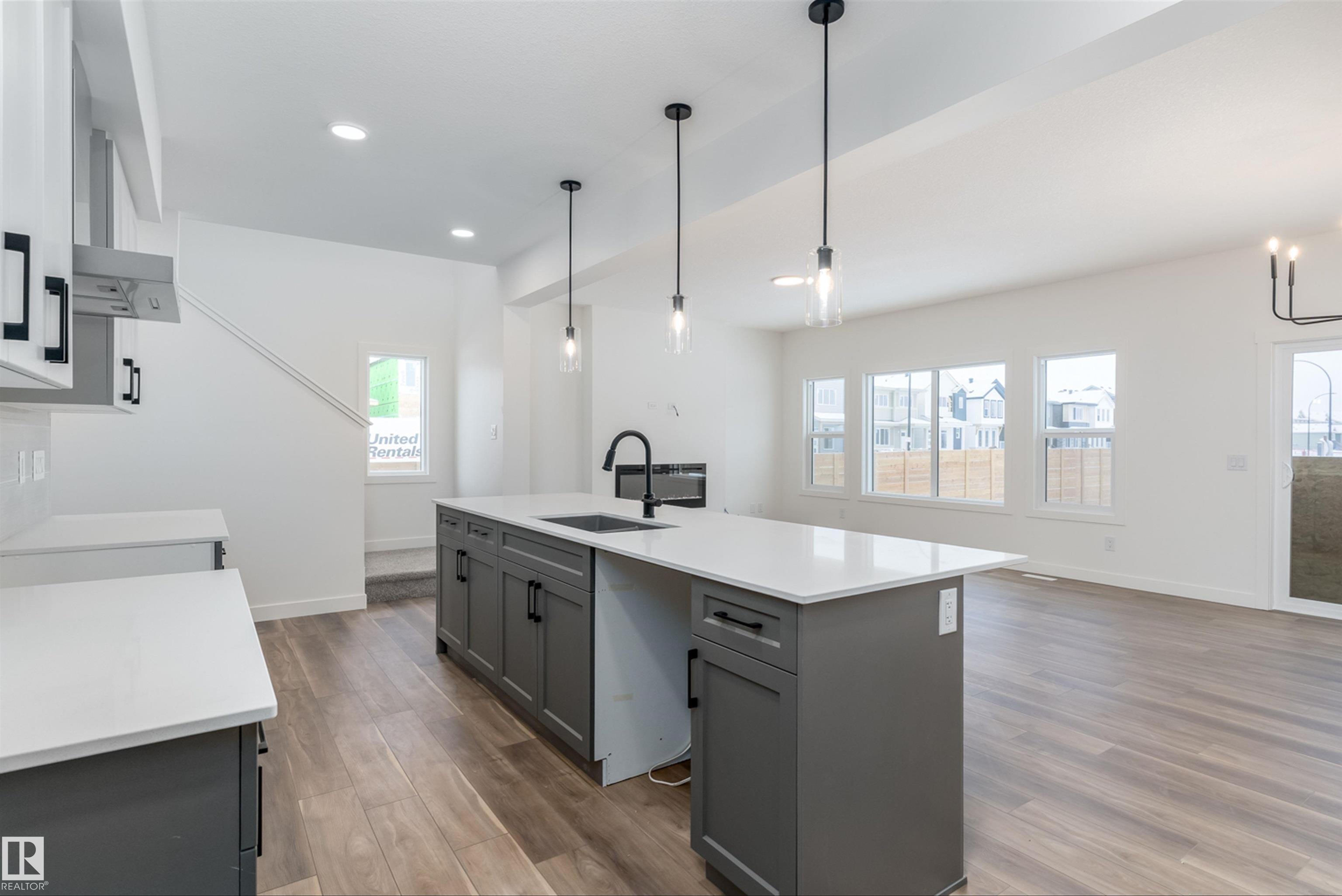 Photo 8 at 1 Empress Way, Easton, Spruce Grove