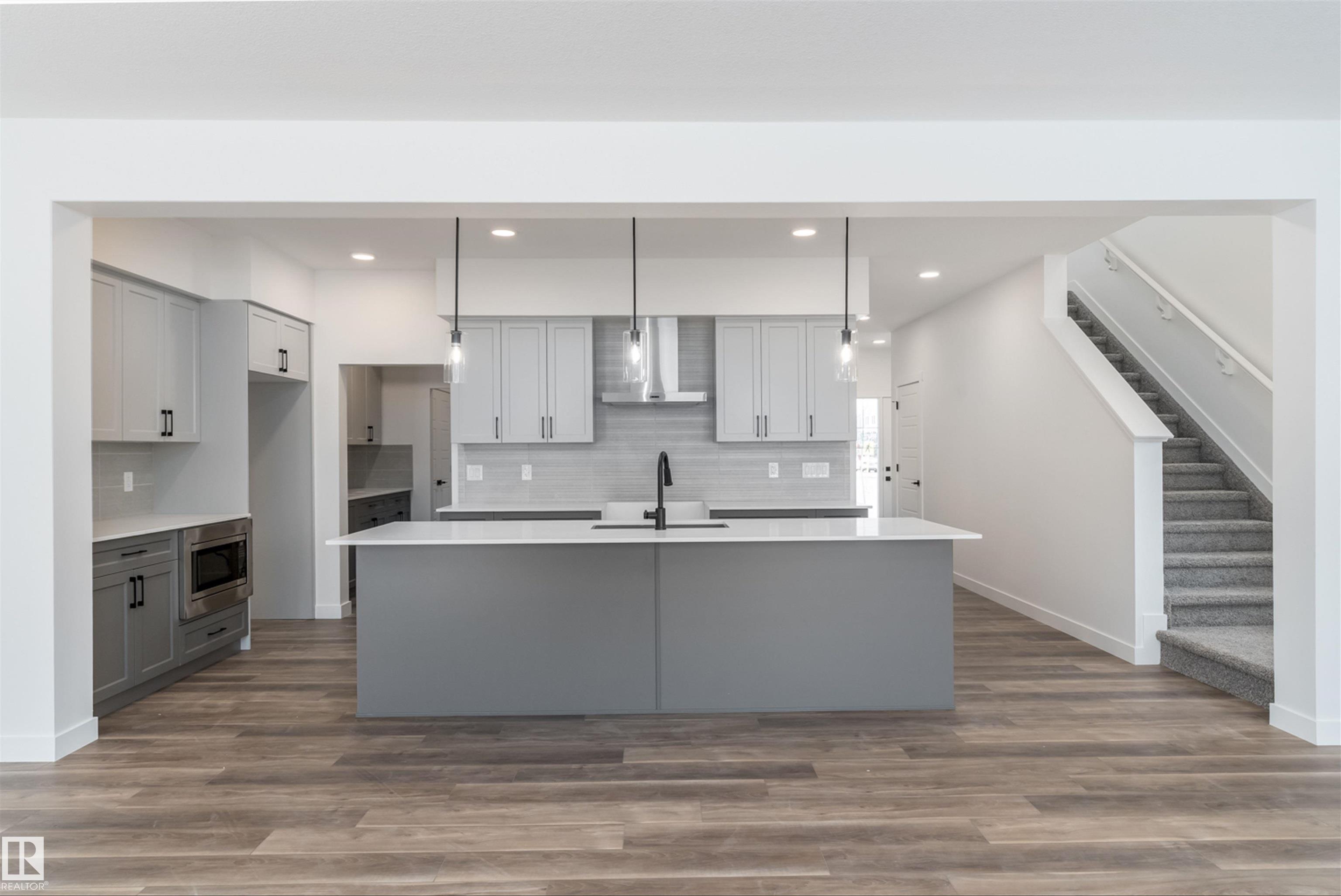 Photo 10 at 1 Empress Way, Easton, Spruce Grove