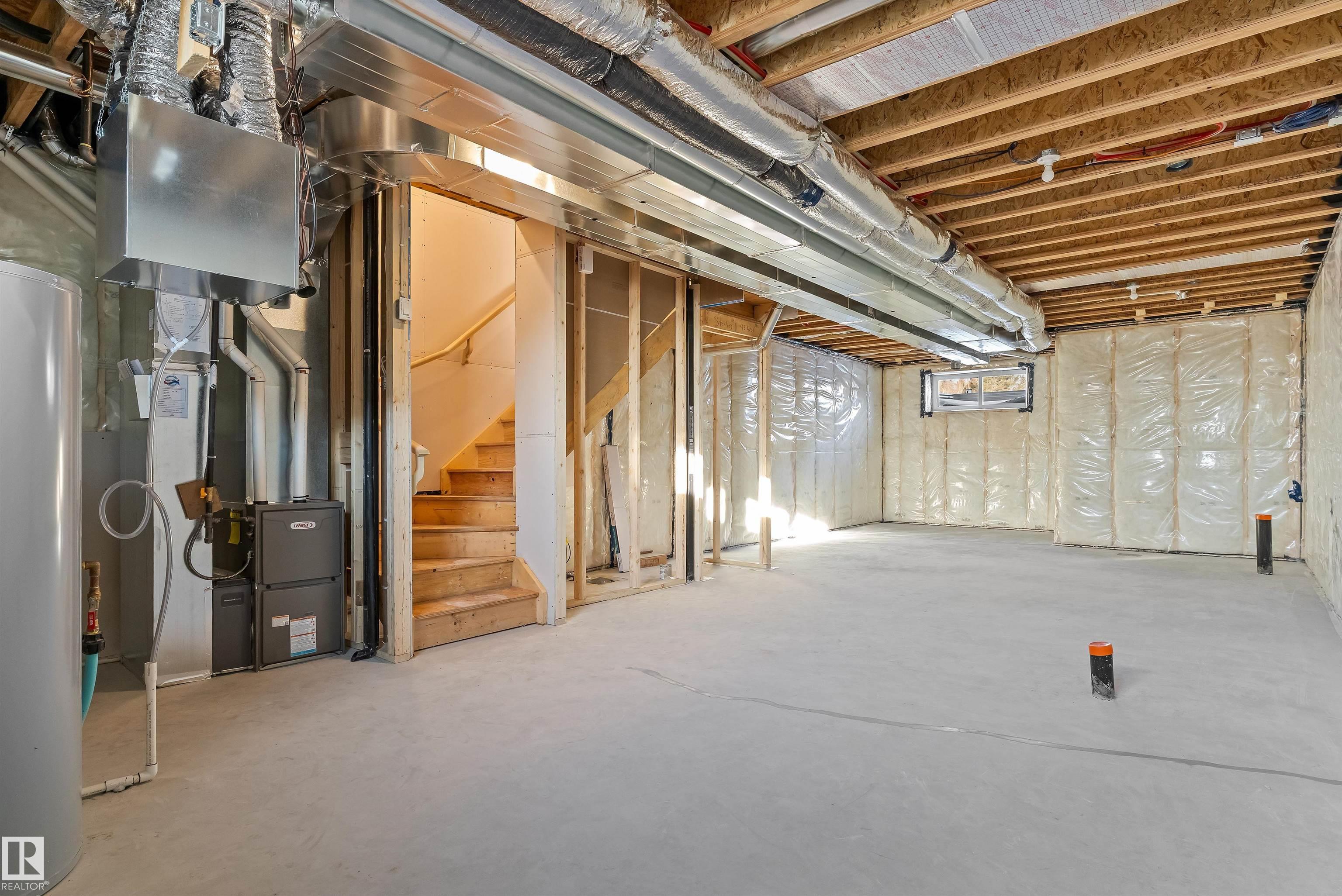 Photo 34 at 20816 40 Avenue NW, Edgemont, Edmonton