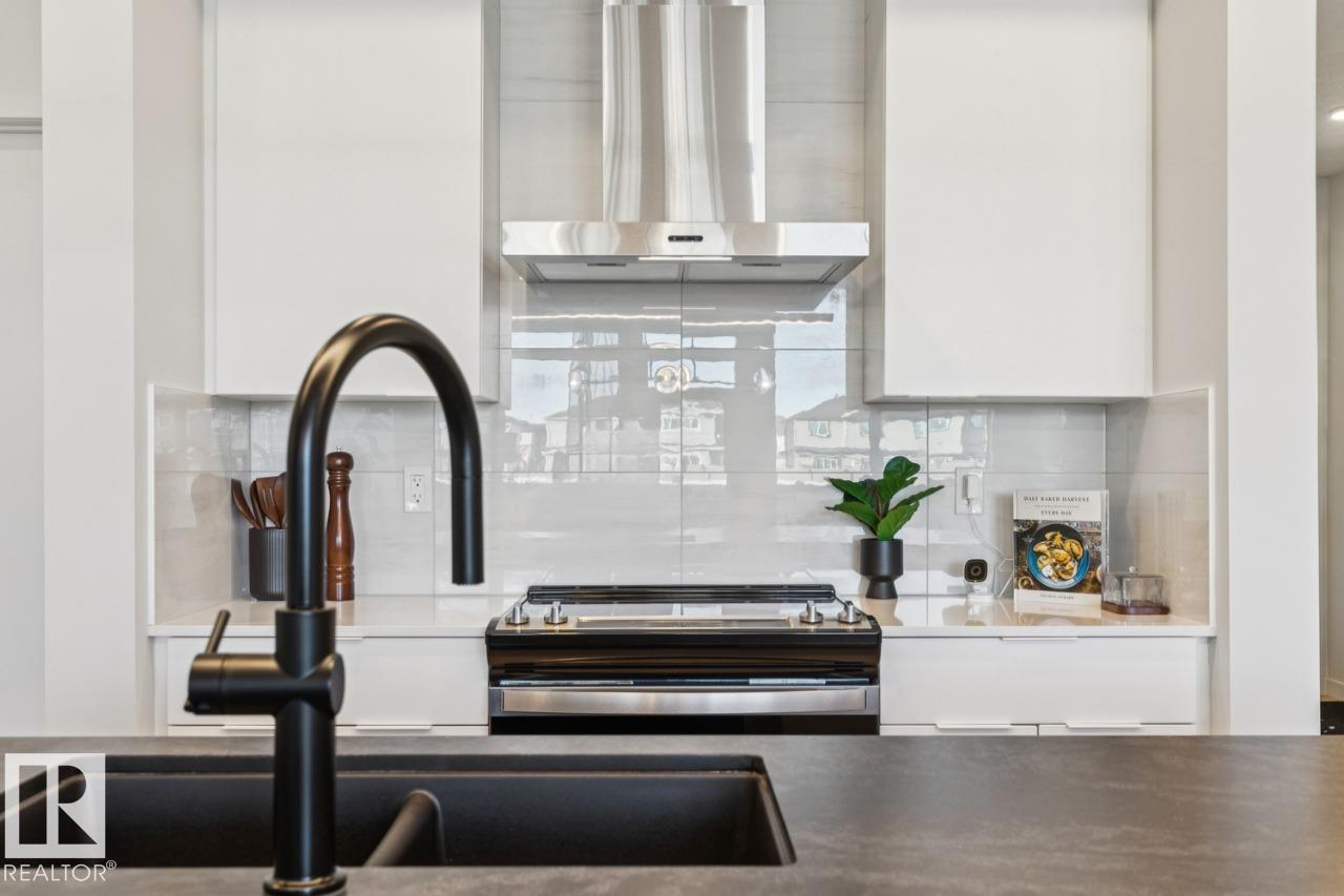 Photo 8 at 5105 69 Street, Elan, Beaumont