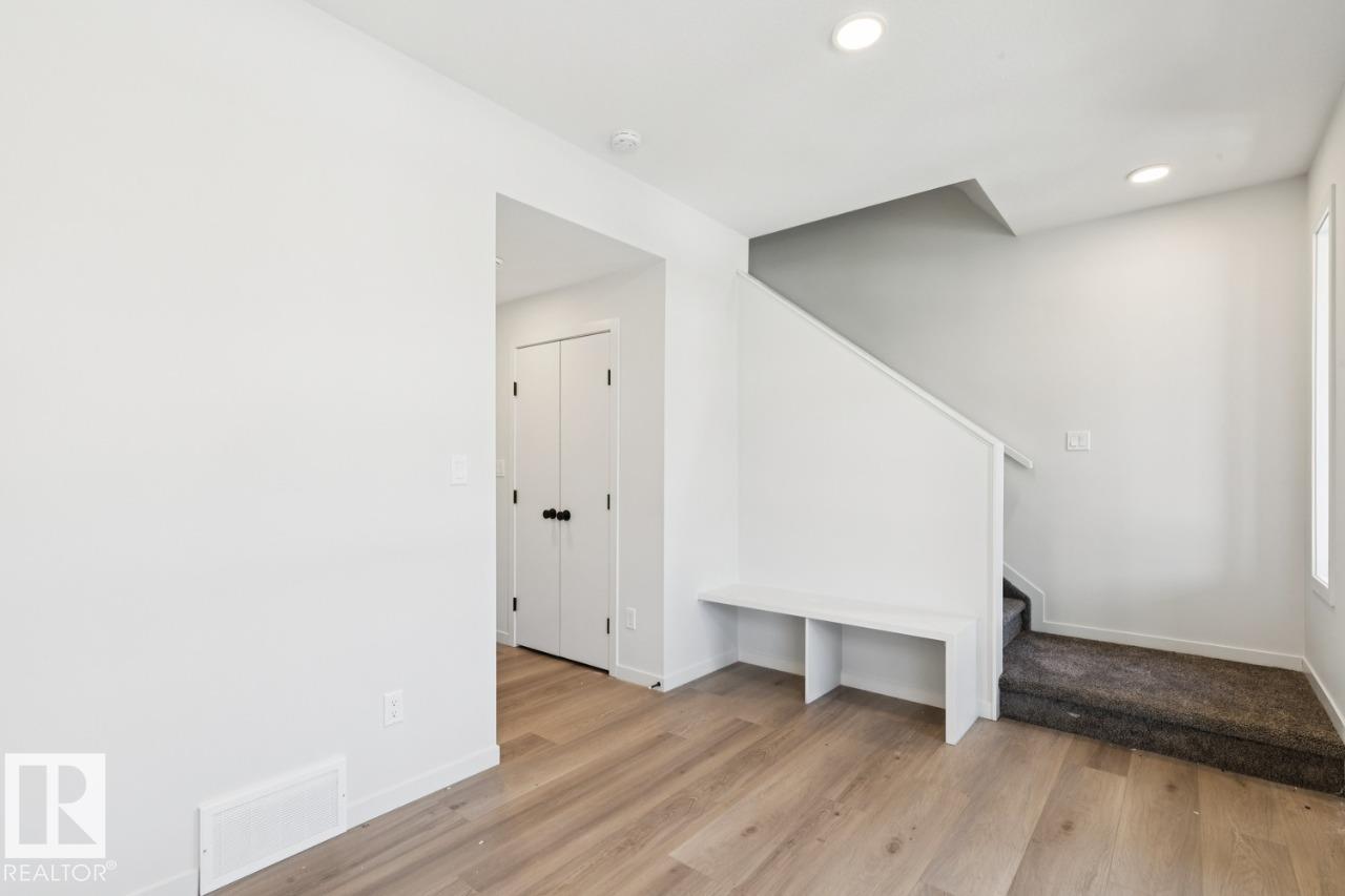 Picture for 459 33 ST SW