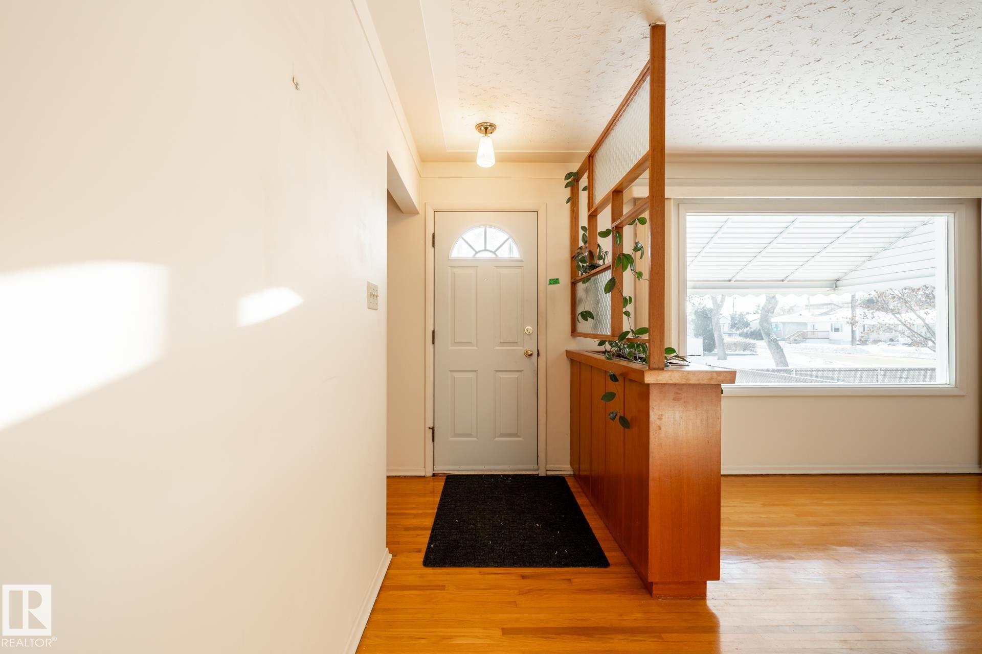 Picture for 4842 116 AV NW NW