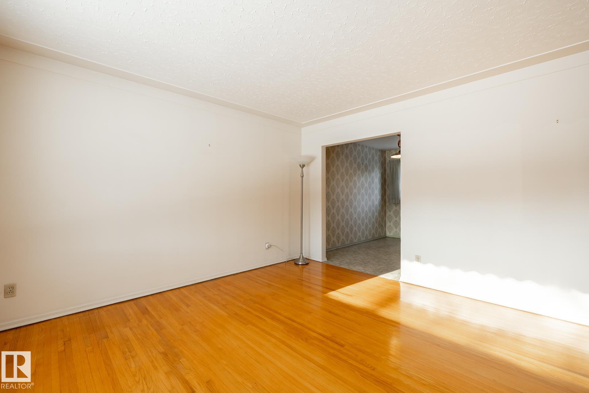 Picture for 4842 116 AV NW NW