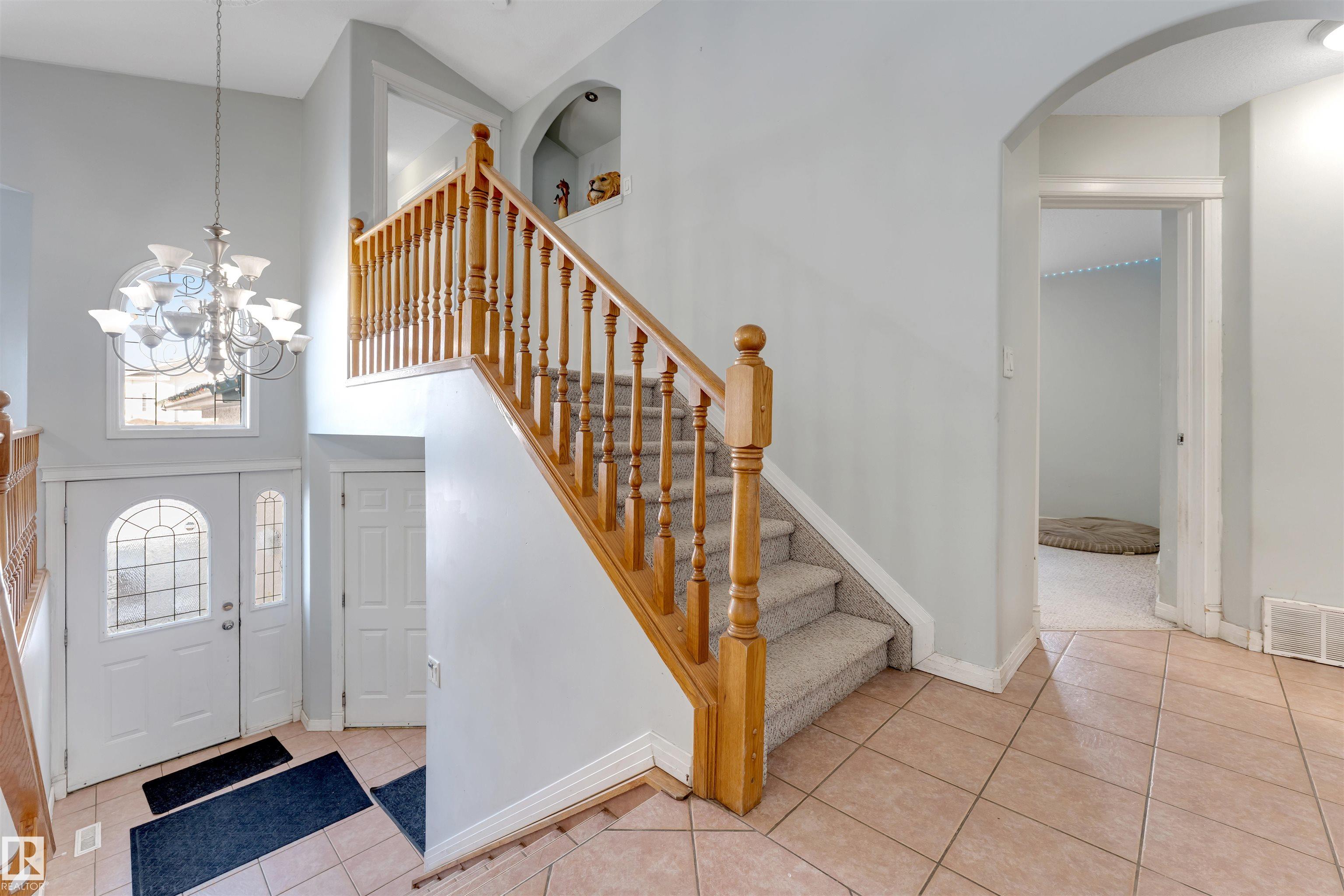 Photo 14 at 3139 34b Avenue NW, Wild Rose, Edmonton