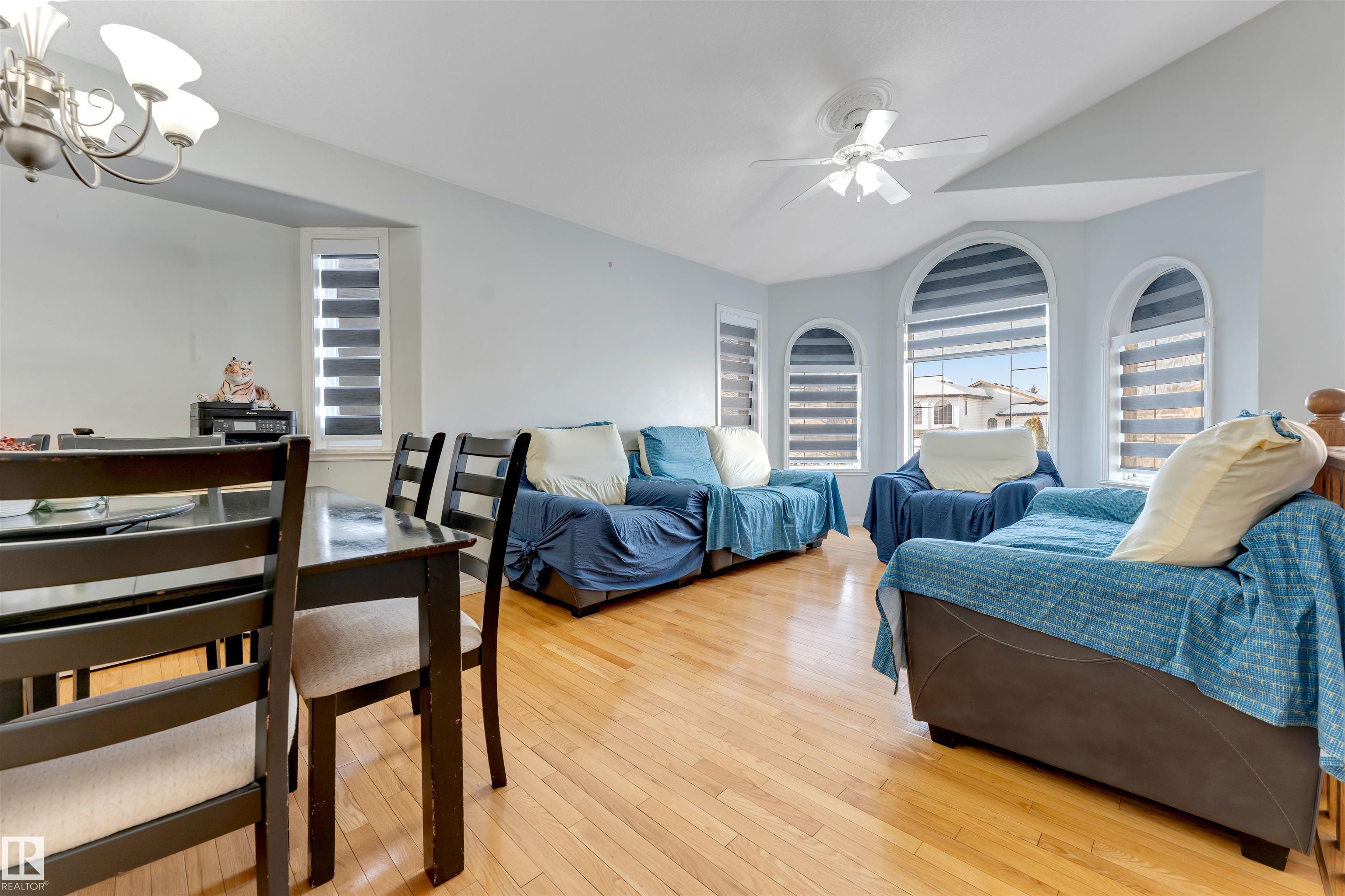 Photo 15 at 3139 34b Avenue NW, Wild Rose, Edmonton