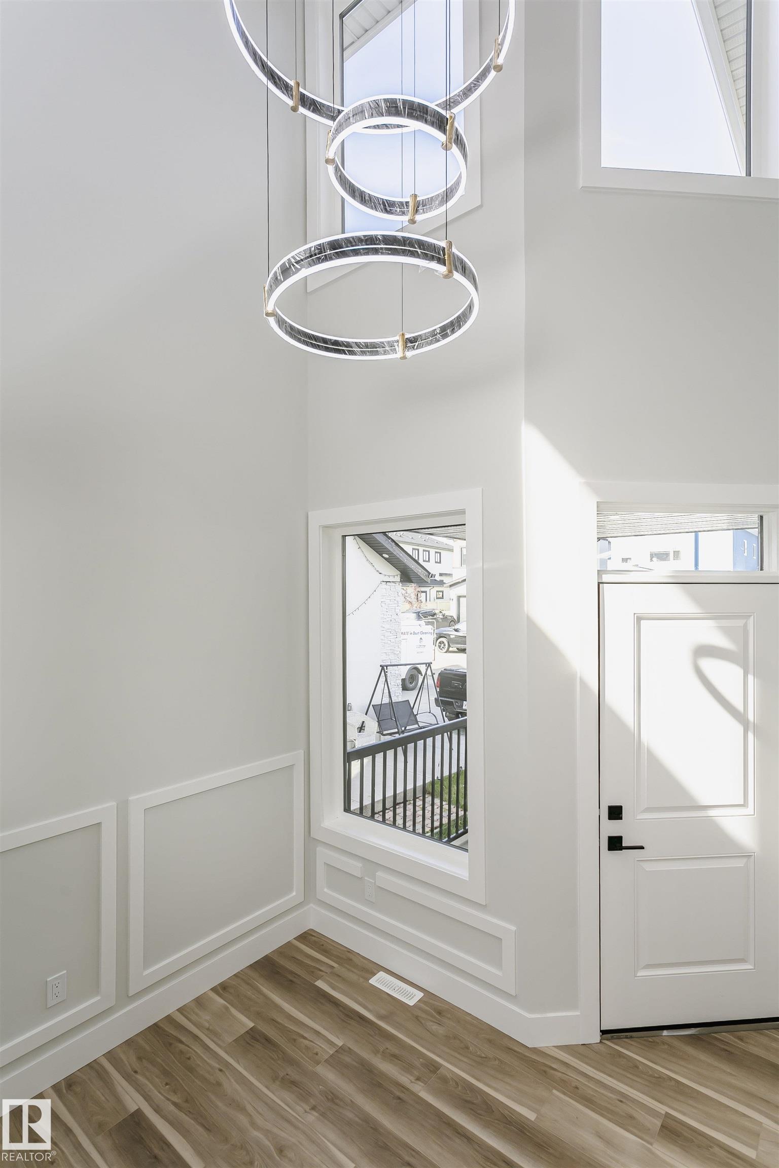 Photo 6 at 1723 19 Street NW, Laurel, Edmonton