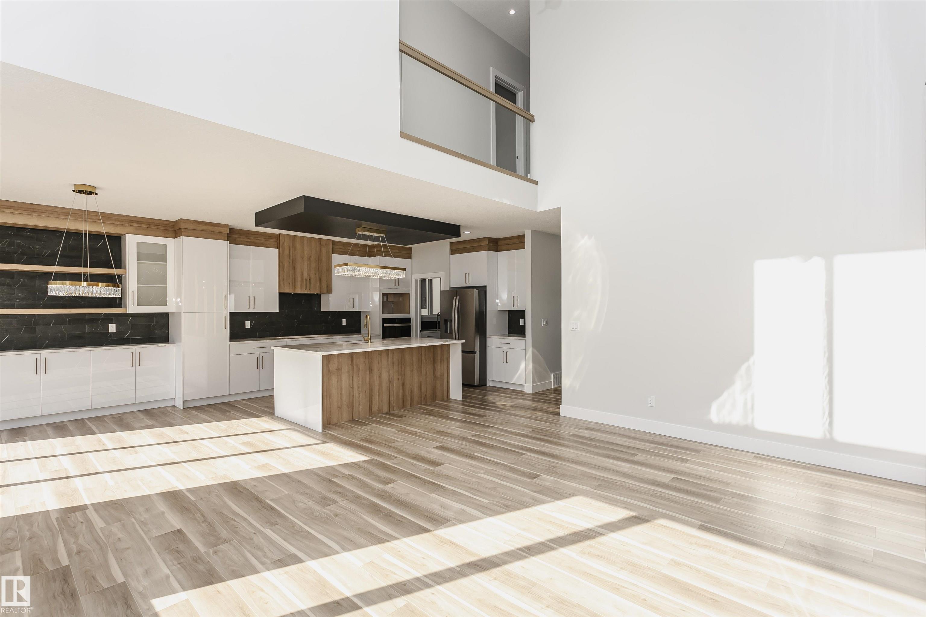 Photo 10 at 1723 19 Street NW, Laurel, Edmonton