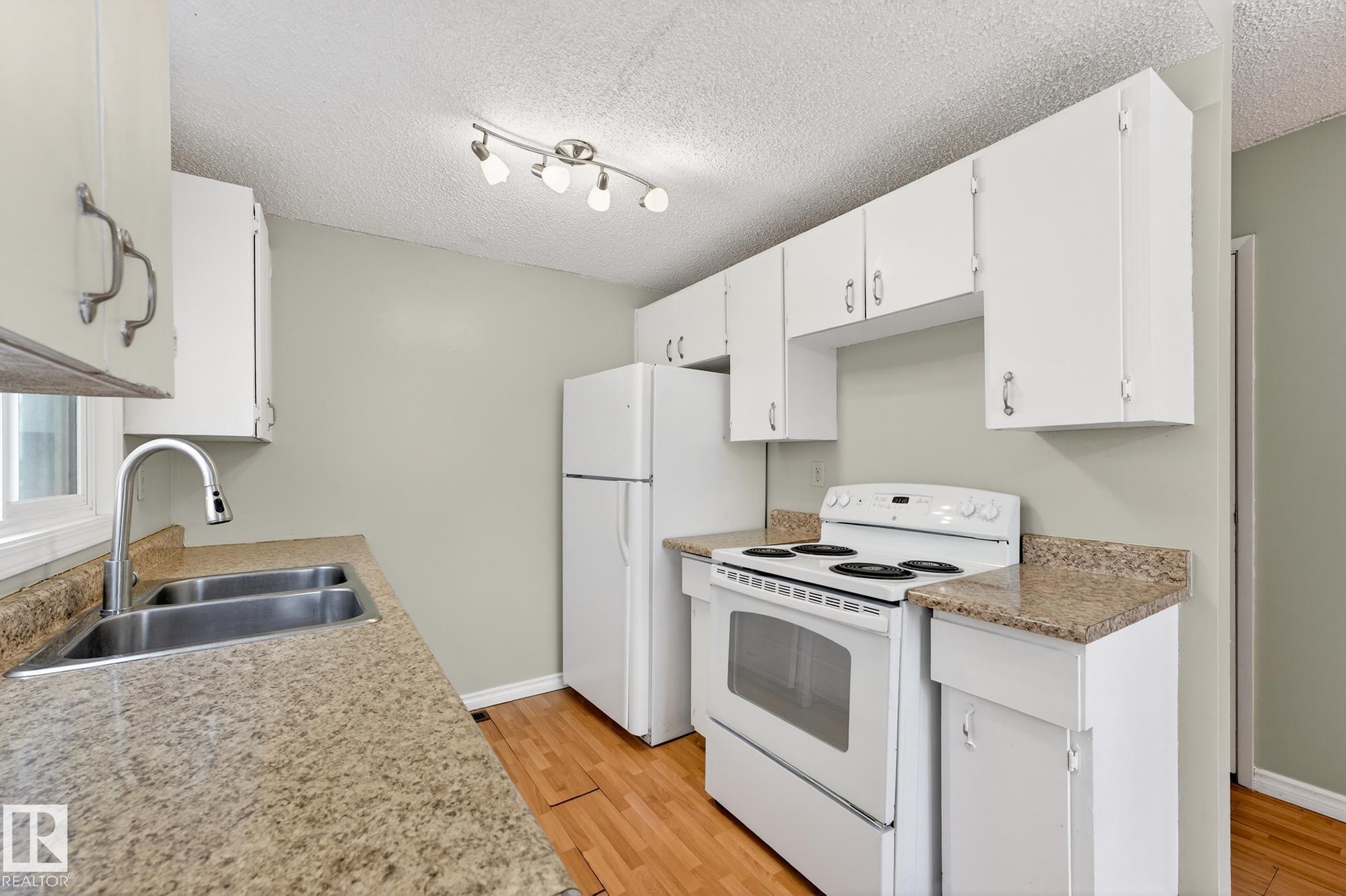 Photo 30 at 6605 180 Street NW, Ormsby Place, Edmonton