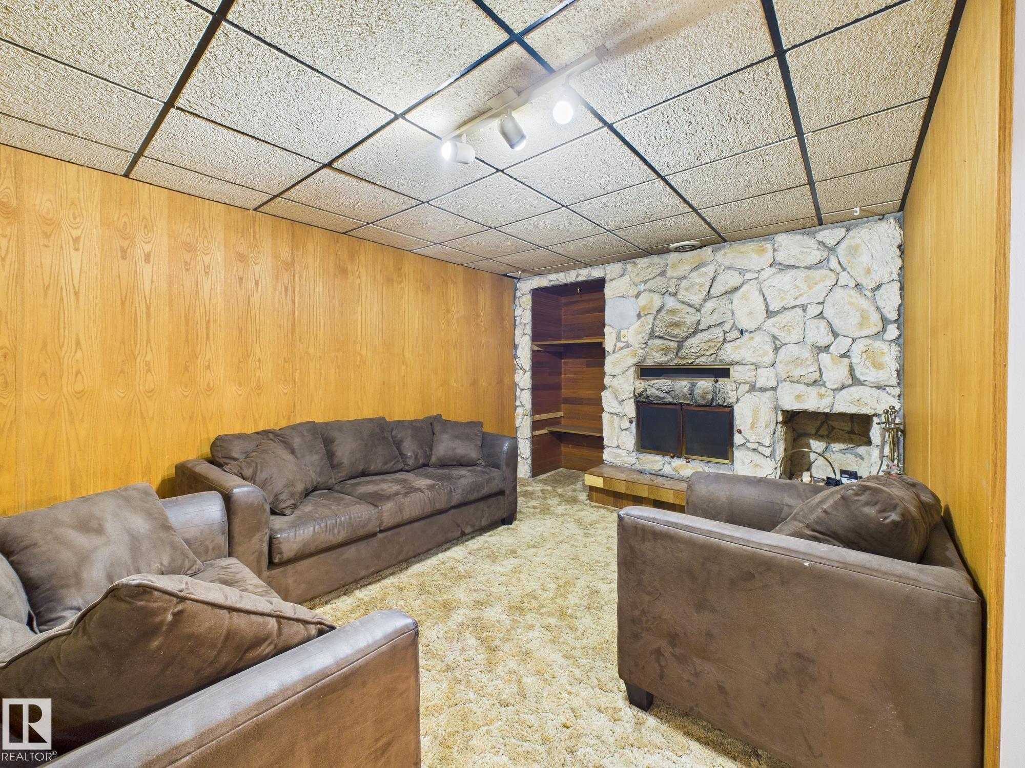 Photo 33 at 352 Huffman Crescent NW, Overlanders, Edmonton