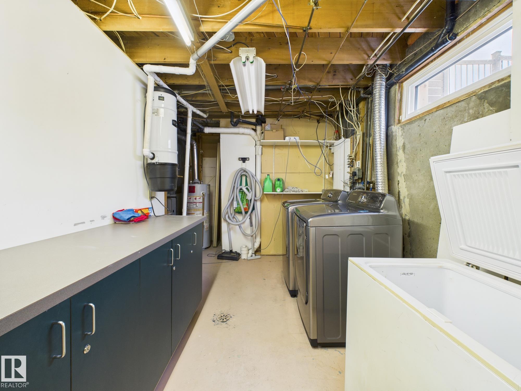 Photo 41 at 352 Huffman Crescent NW, Overlanders, Edmonton