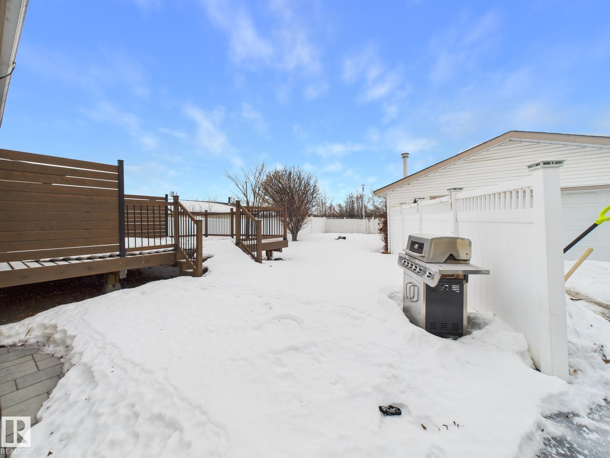 Photo 52 at 352 Huffman Crescent NW, Overlanders, Edmonton