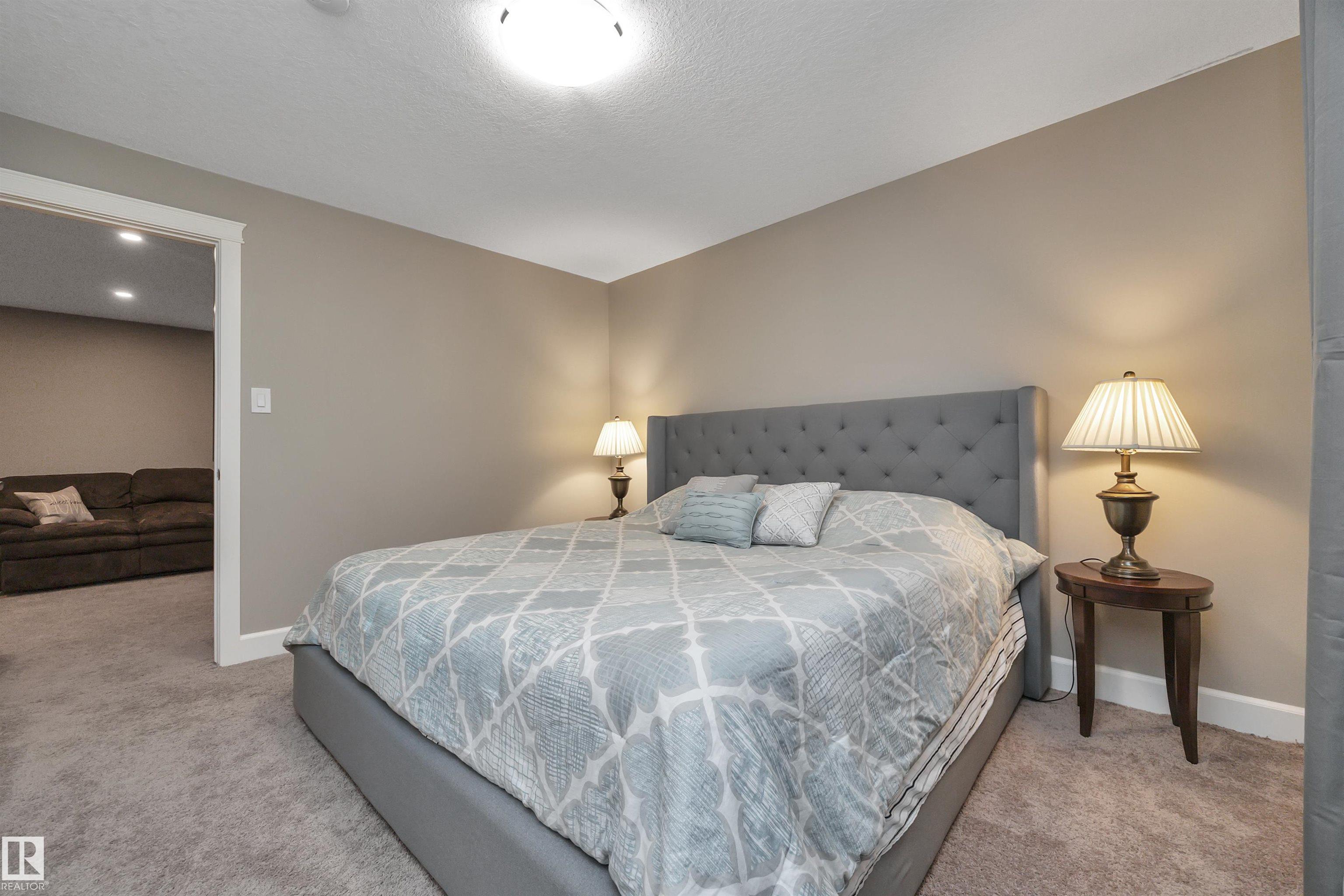 https://zimg.paragon.ice.com/ParagonImages/Property/PM/RAE/225384158/57/0/0/def39a2c73a24d91fa4faded4cf024d9/1/7177541d32c6bd47e083cc21d5905cd2/225384158-eeae788a-9c19-4509-9132-f76ac35a5f10.JPG