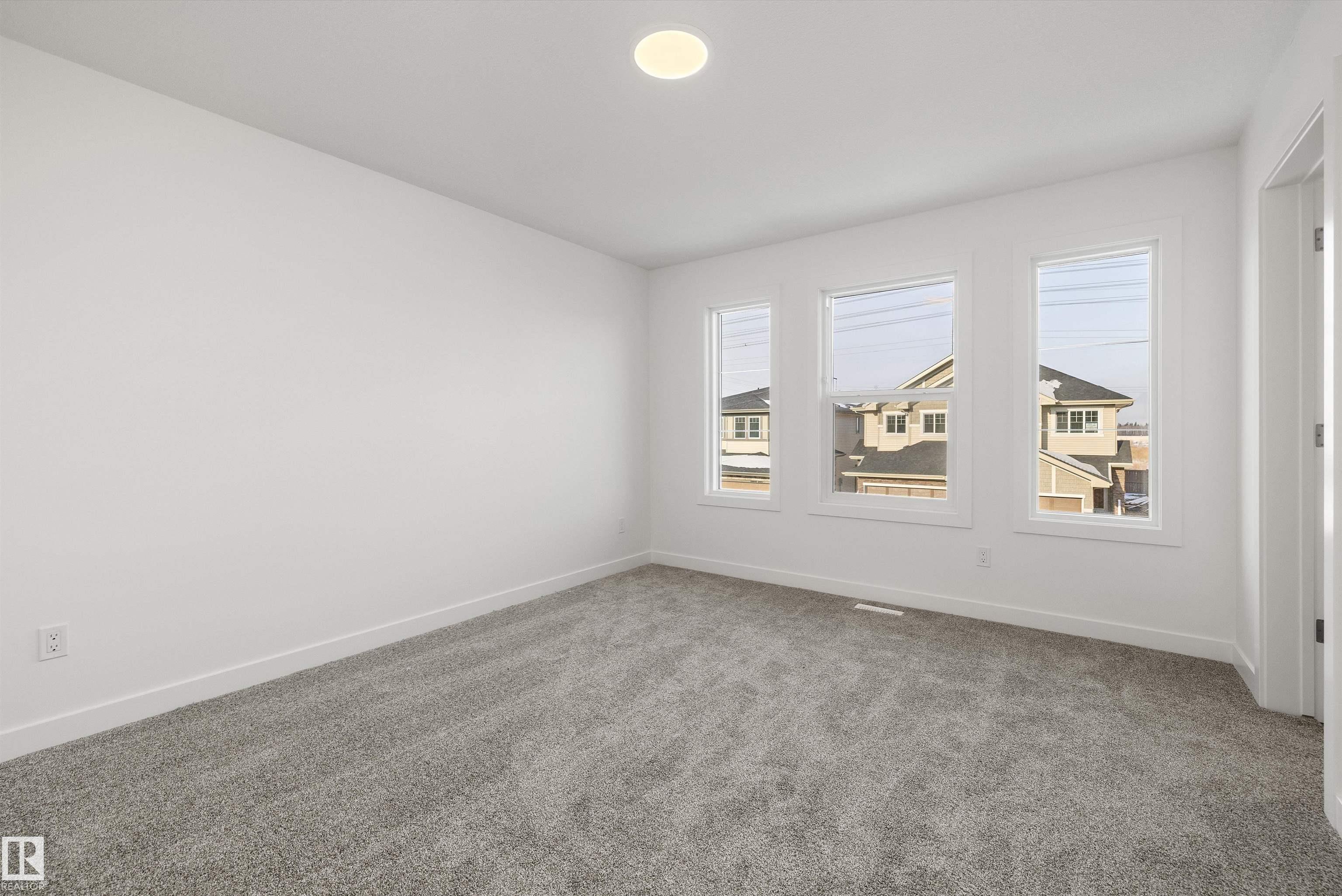 https://zimg.paragon.ice.com/ParagonImages/Property/PM/RAE/225384179/24/0/0/a3f7734bab7ff6869ea858c21e279a29/1/5297328a96aa5bb4f057f8caedabcf75/225384179-5111d1fa-24fa-475b-8227-f23407f49f85.JPG